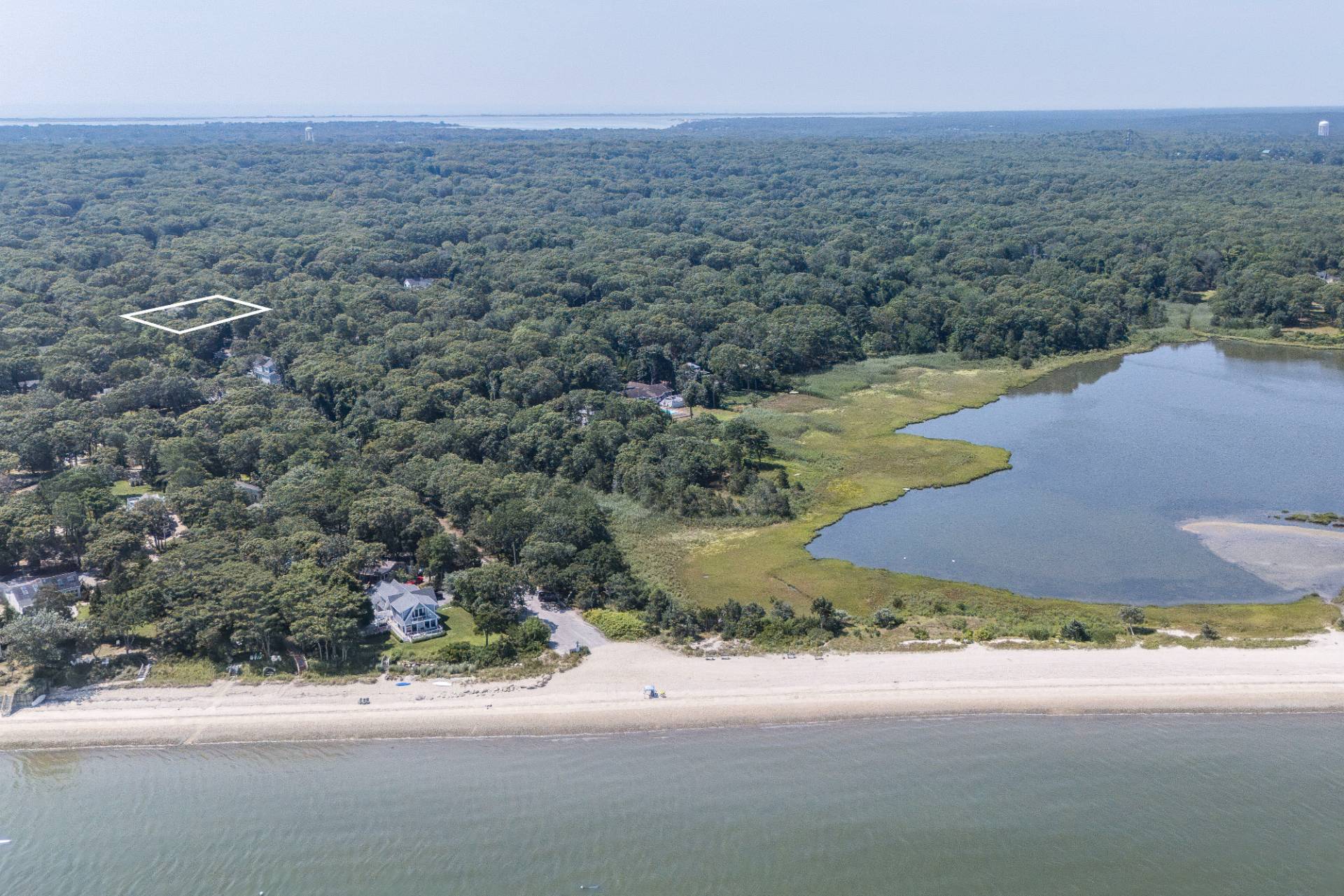 #2 photo, 87 Washington Heights Avenue, サフォーク郡 Hampton Bays , NY 11946