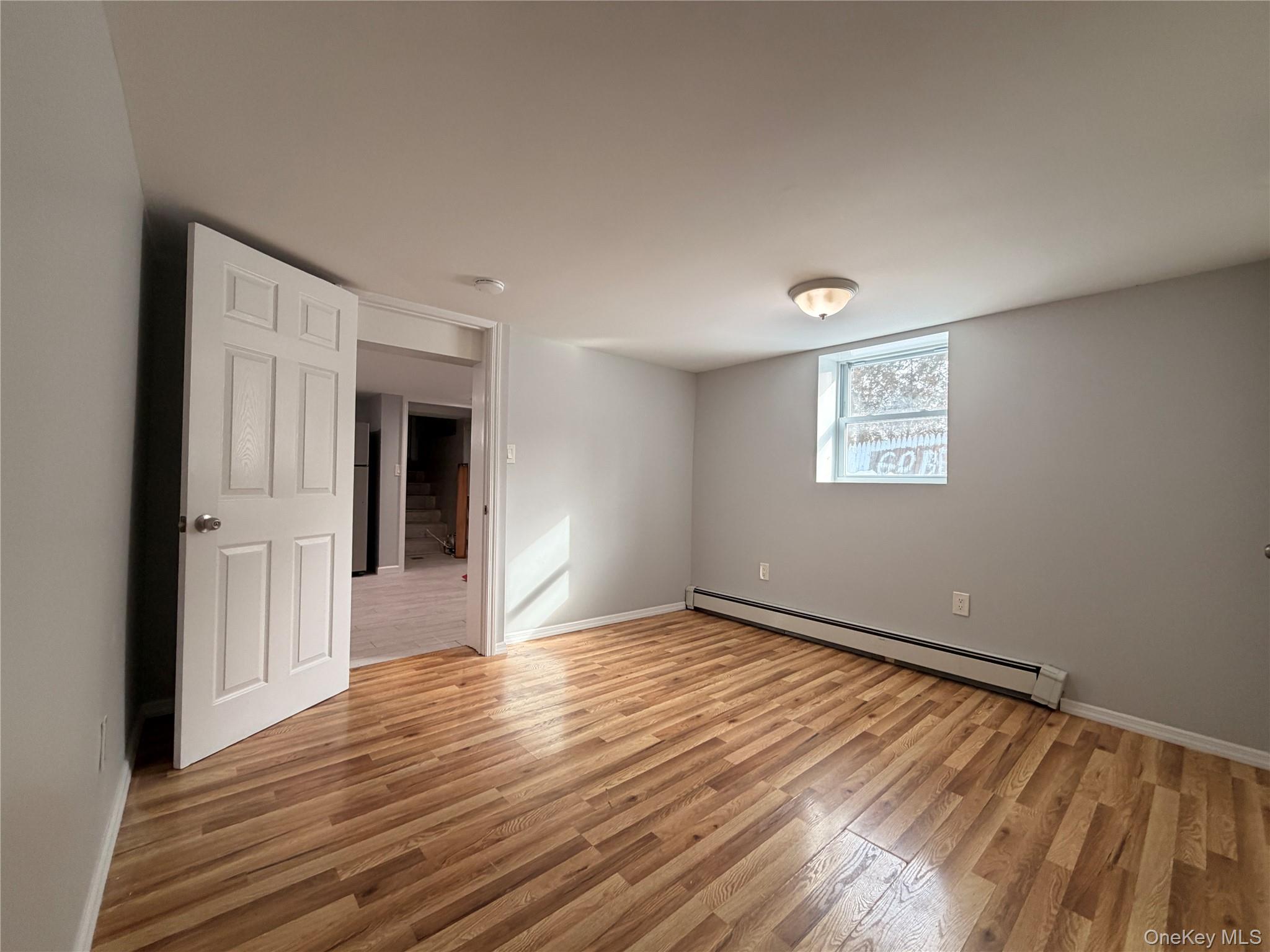 #15 photo, 19 Rutland Road, 東長島 Mastic , NY 11950