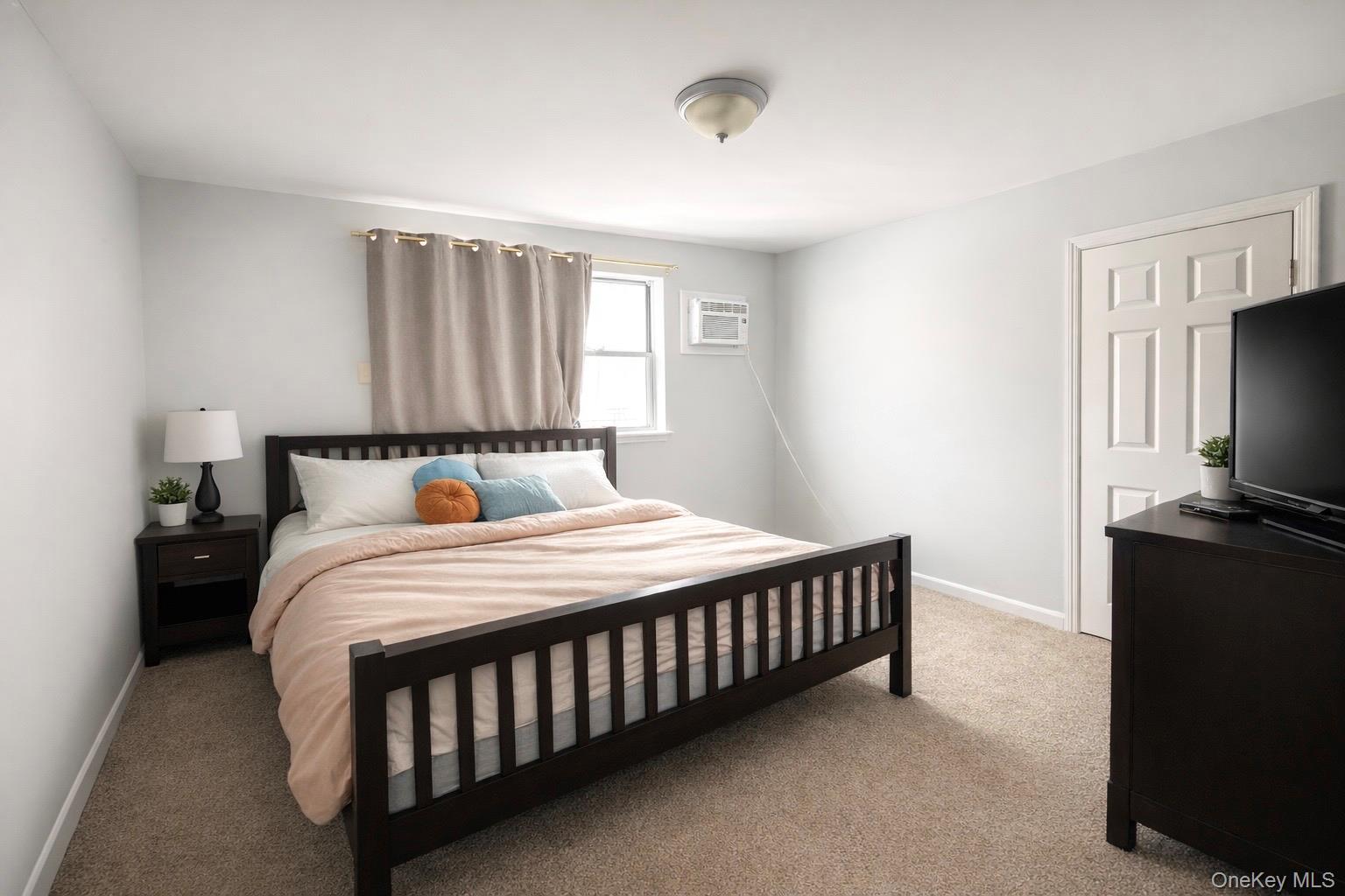 #6 photo, 19 Rutland Road, 東長島 Mastic , NY 11950