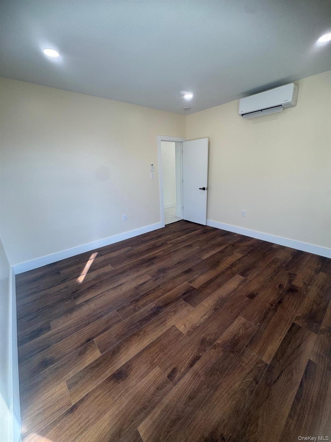 #16 photo, 9104 43rd Avenue, Elmhurst , NY 11373