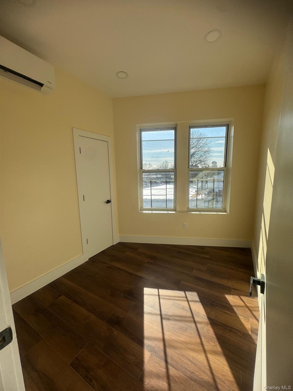 #18 photo, 9104 43rd Avenue, Elmhurst , NY 11373