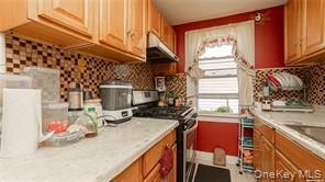 #3 photo, 90-32 207th Street, क्वीन्स गाँव Queens Village , NY 11428