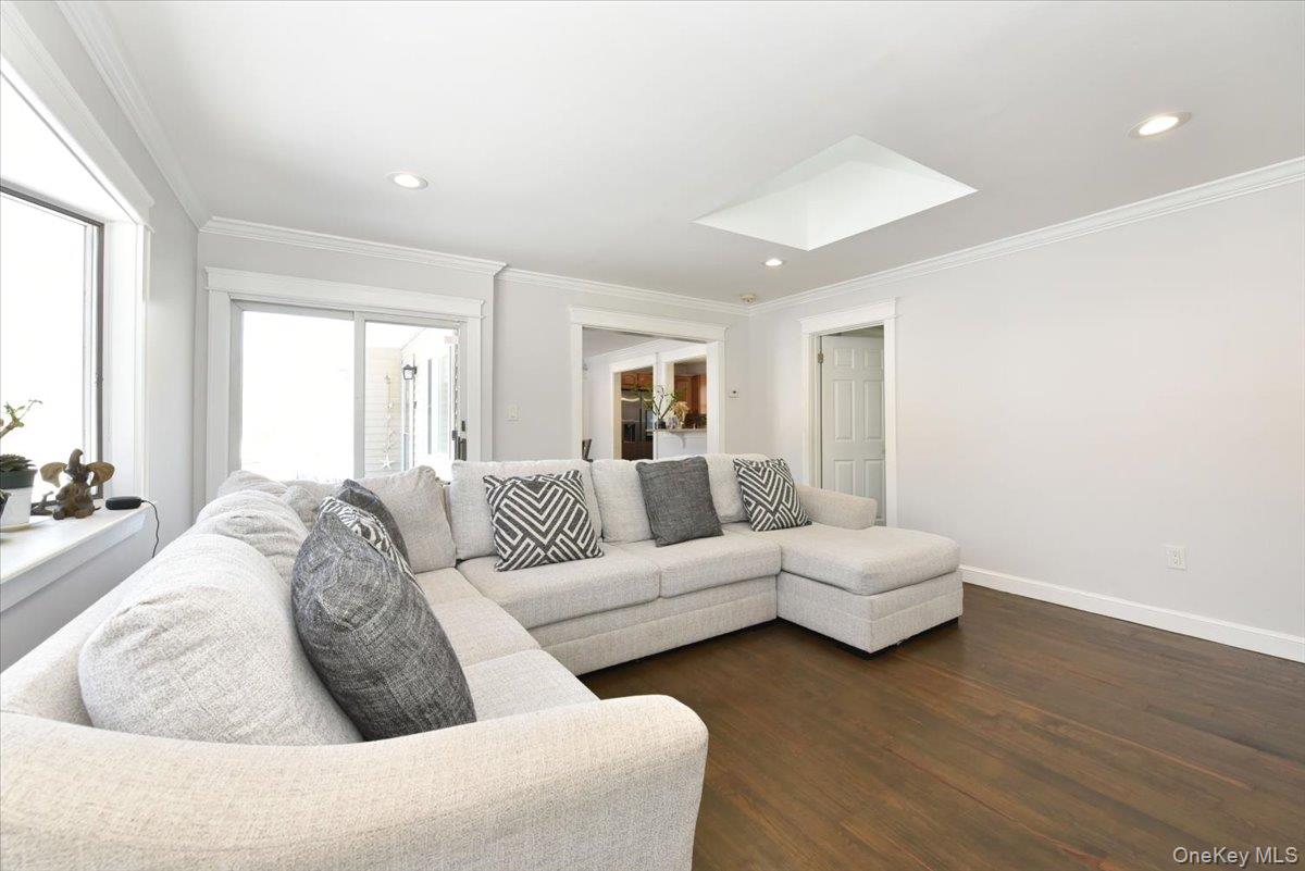 #5 photo, 17 Arnold Drive, Middle Island , NY 11953