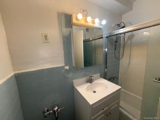 #6 photo, 108-49 63rd Avenue, कुईंस Forest Hills , NY 11375