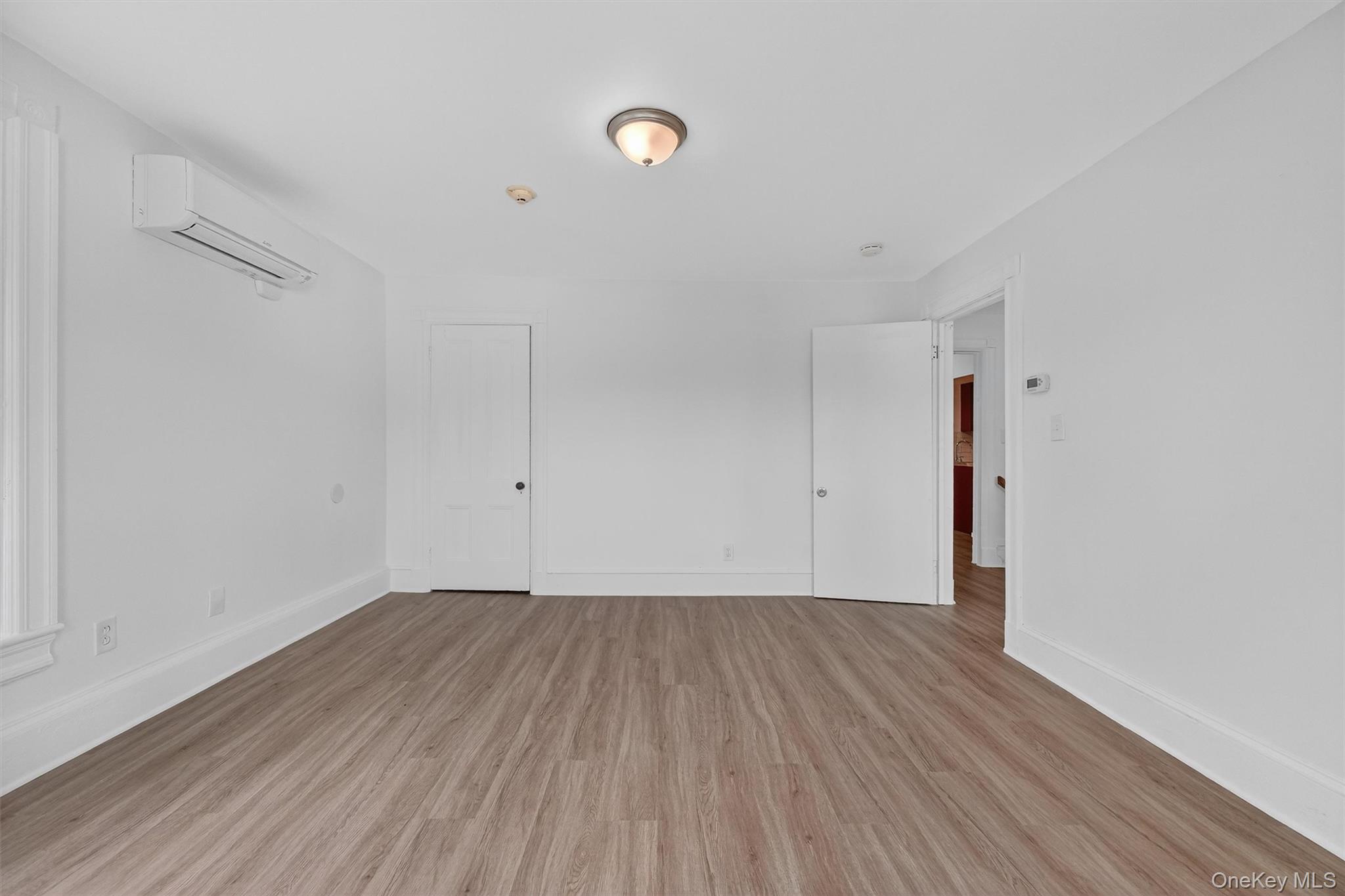 #10 photo, 34 Market Street, Ellenville , NY 12428