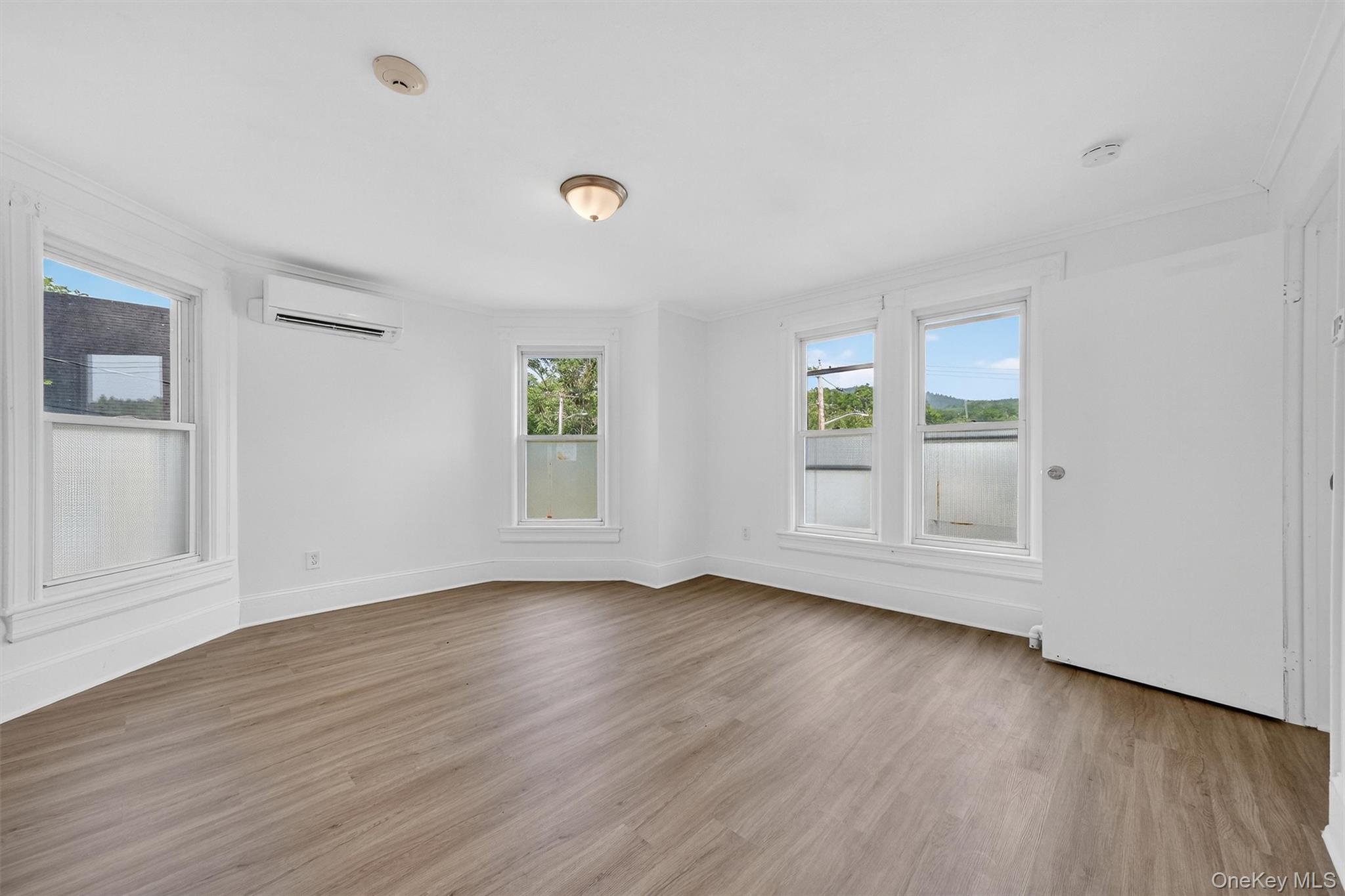 #15 photo, 34 Market Street, Ellenville , NY 12428