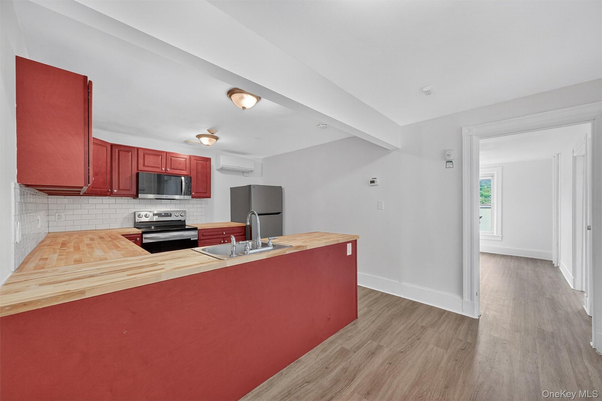 #17 photo, 34 Market Street, Ellenville , NY 12428