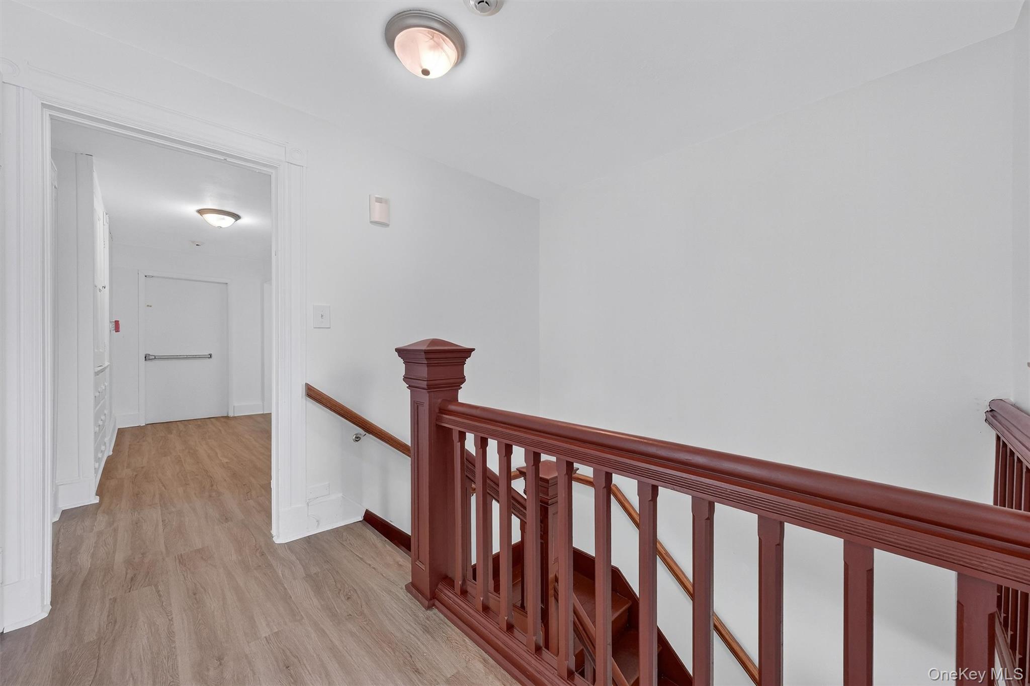 #6 photo, 34 Market Street, Ellenville , NY 12428