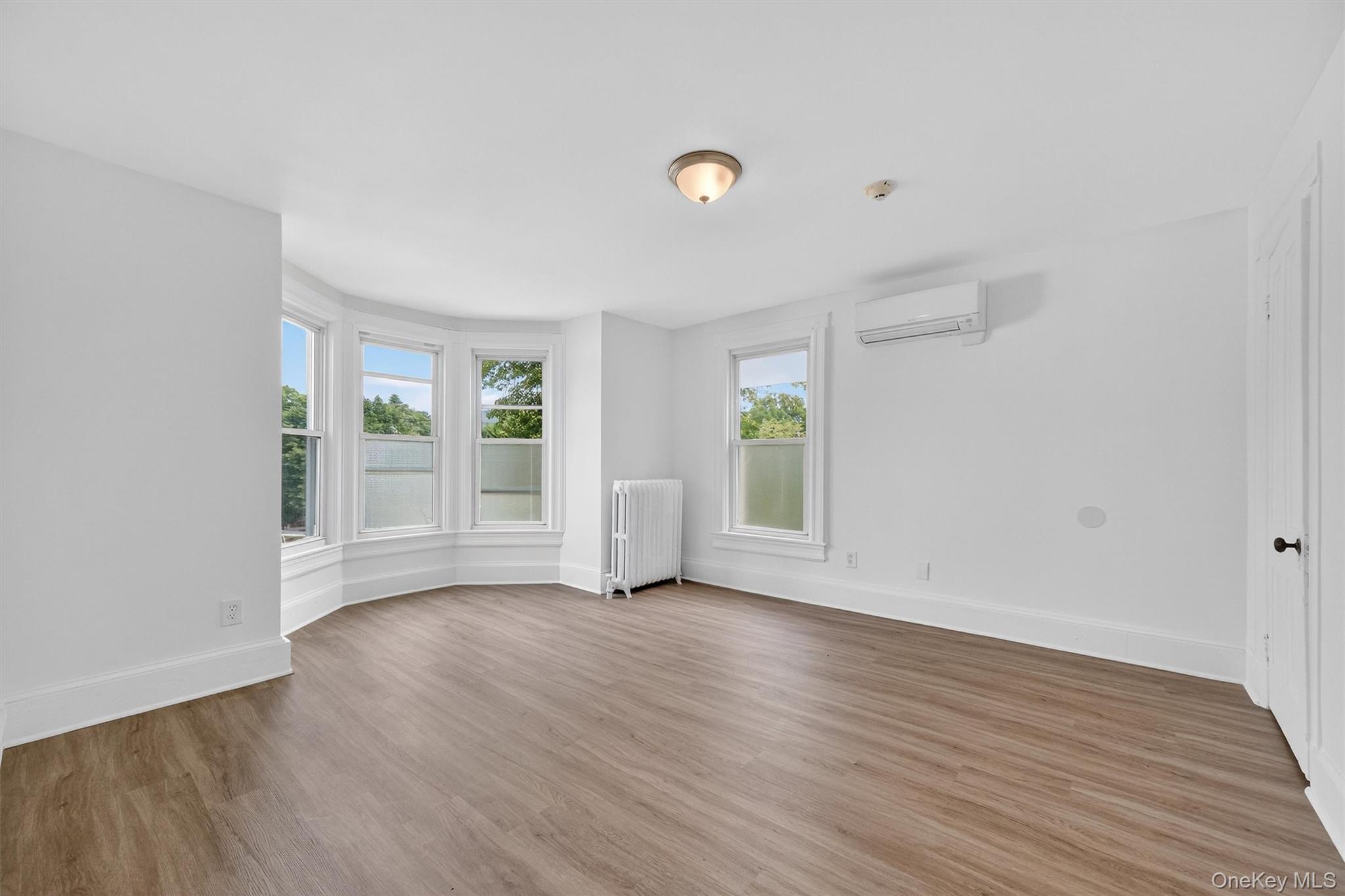 #8 photo, 34 Market Street, Ellenville , NY 12428