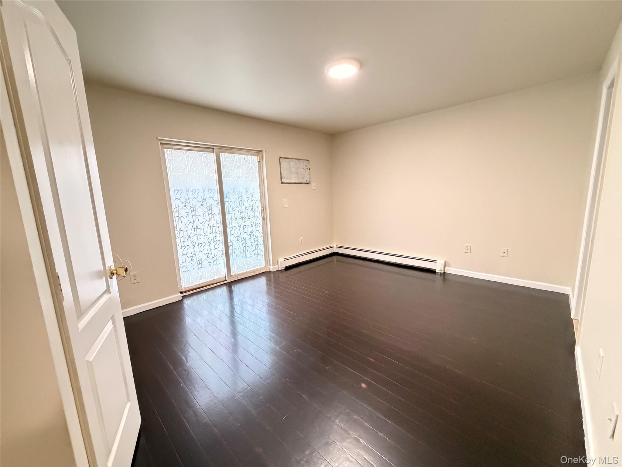 #16 photo, 1907 Arnow Avenue, Бронкс ‖ Bronx , NY 10469