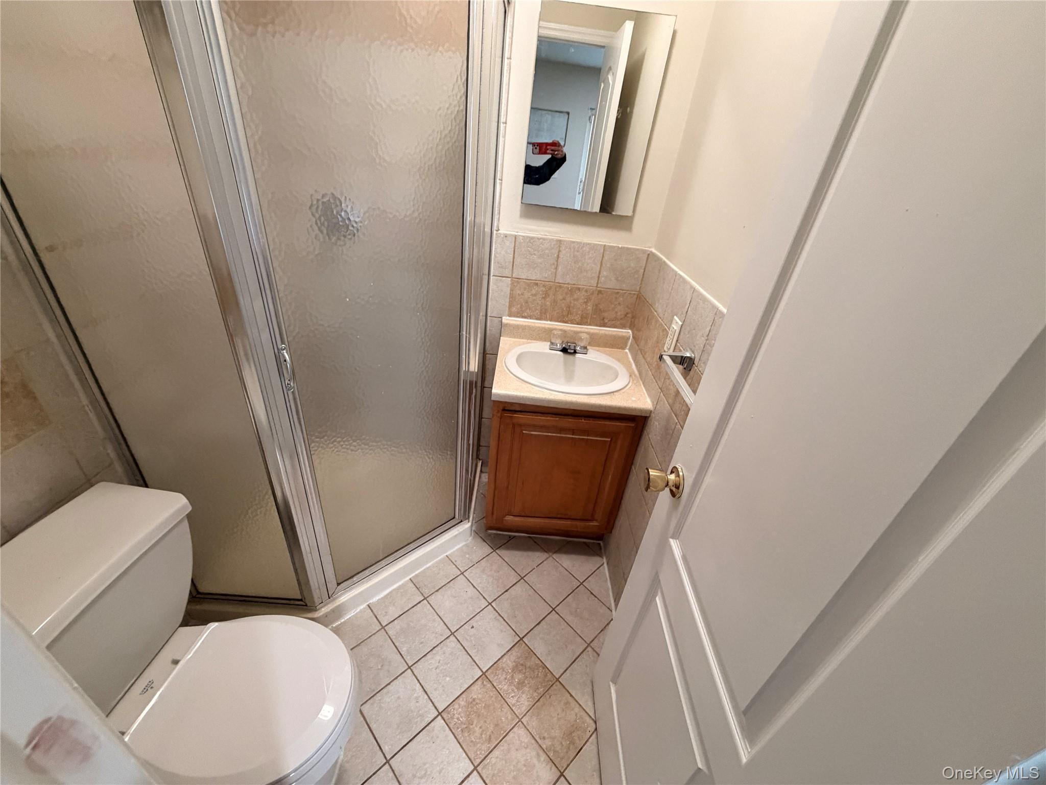 #17 photo, 1907 Arnow Avenue, Бронкс ‖ Bronx , NY 10469