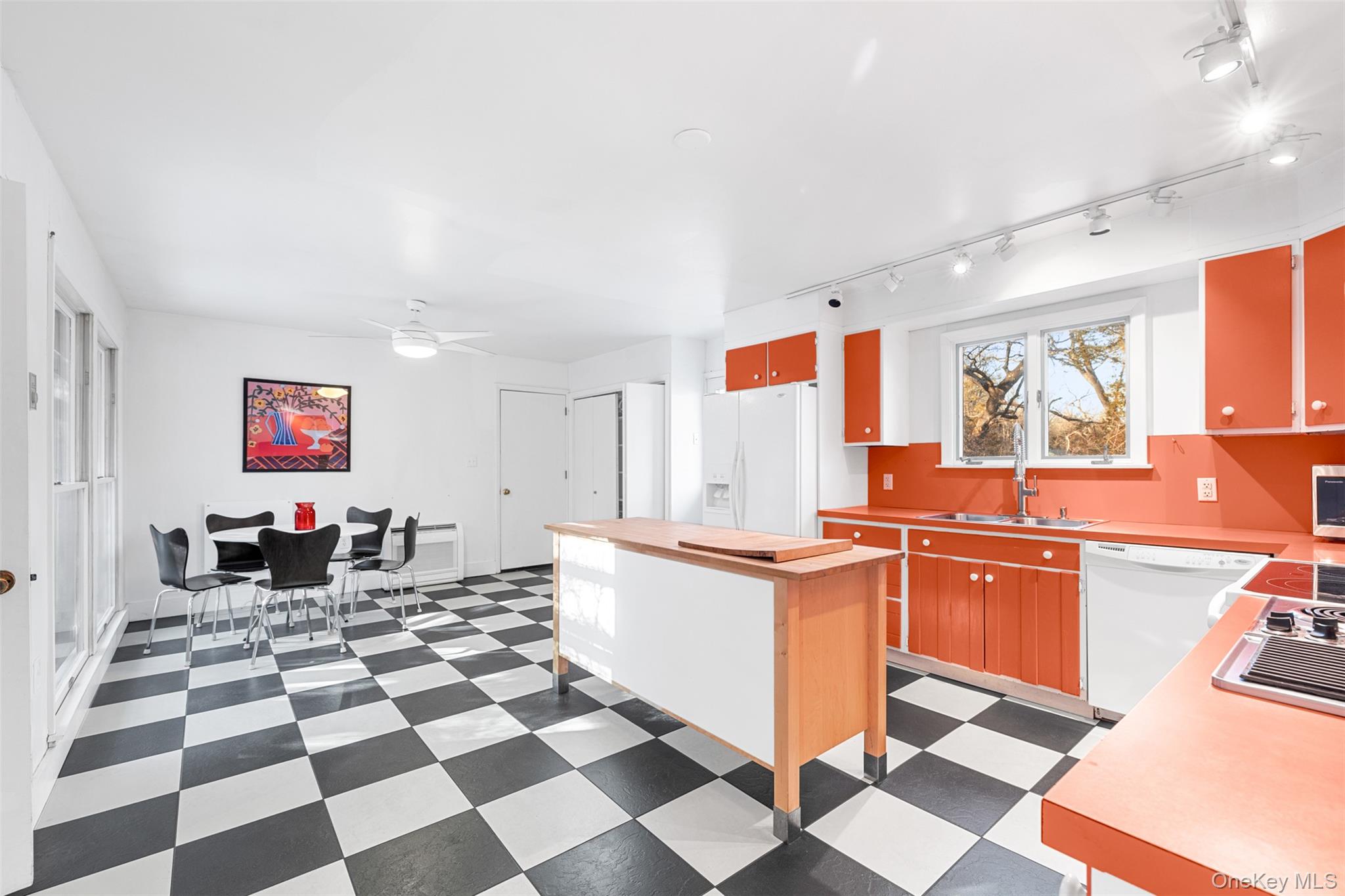 #13 photo, 660 N Chodikee Lake Road, Highland , NY 12528