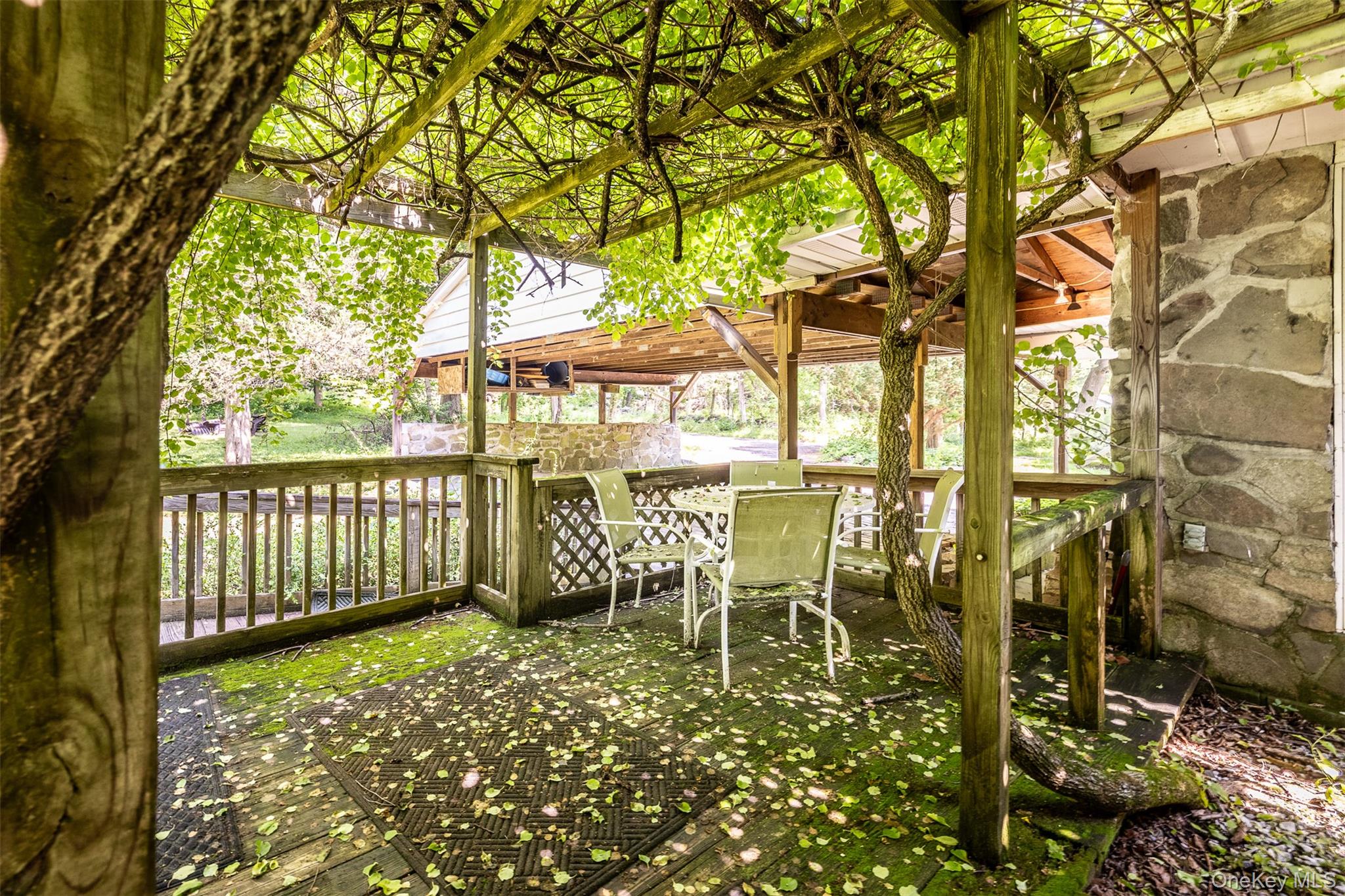 #4 photo, 660 N Chodikee Lake Road, Highland , NY 12528