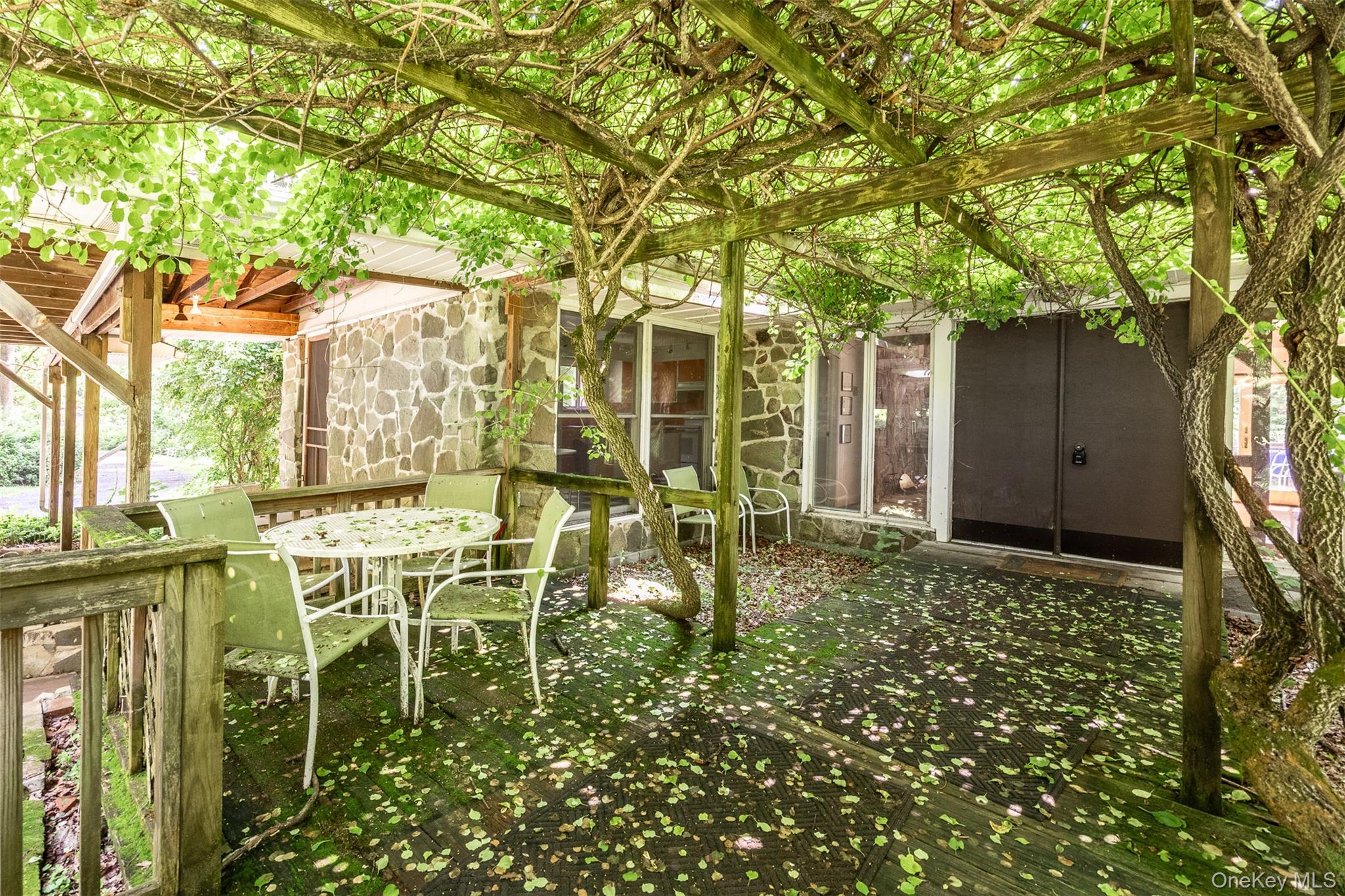 #5 photo, 660 N Chodikee Lake Road, Highland , NY 12528