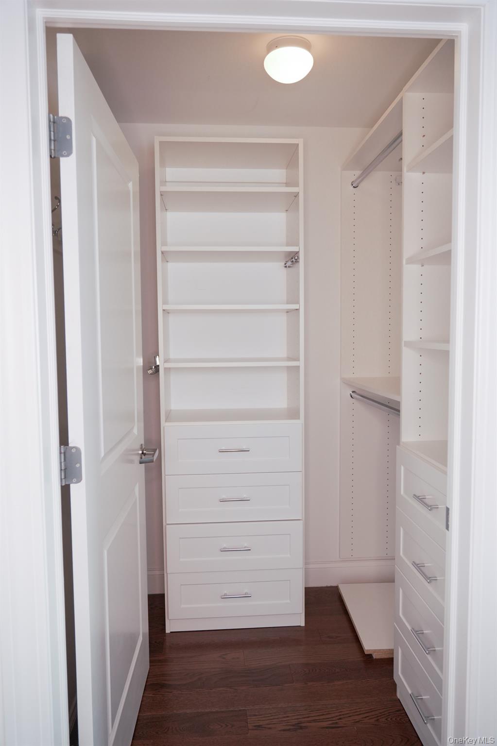 #11 photo, 10 Byron Place, Larchmont , NY 10538