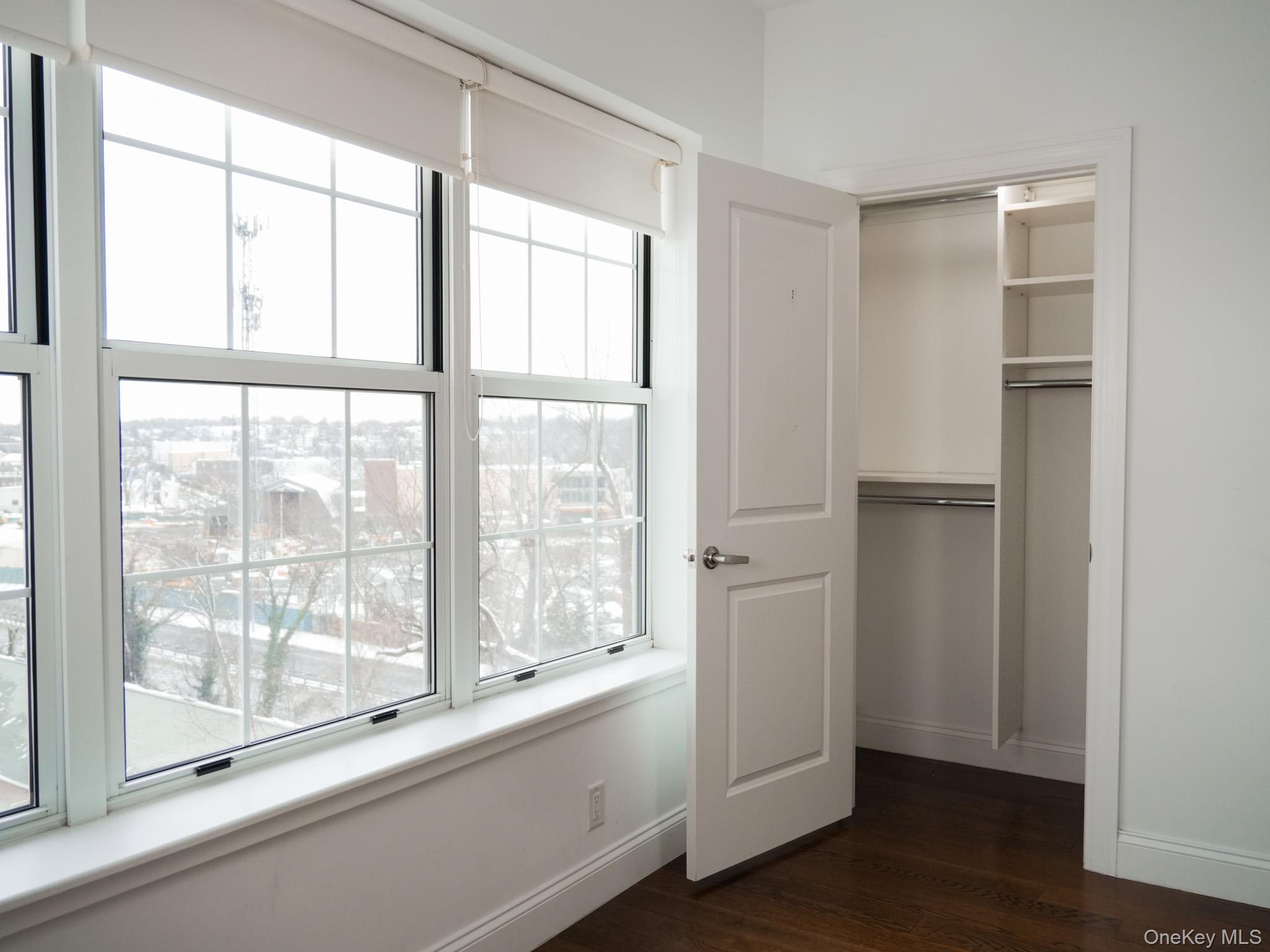 #5 photo, 10 Byron Place, Larchmont , NY 10538