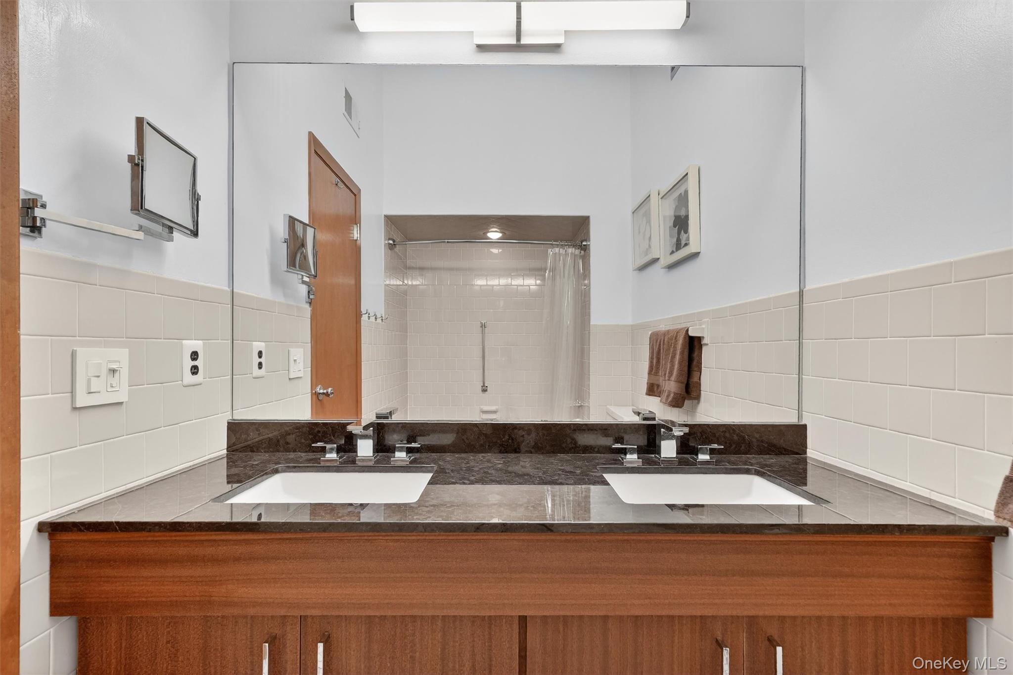 #17 photo, 6 Pelham Court, Nanuet , NY 10954