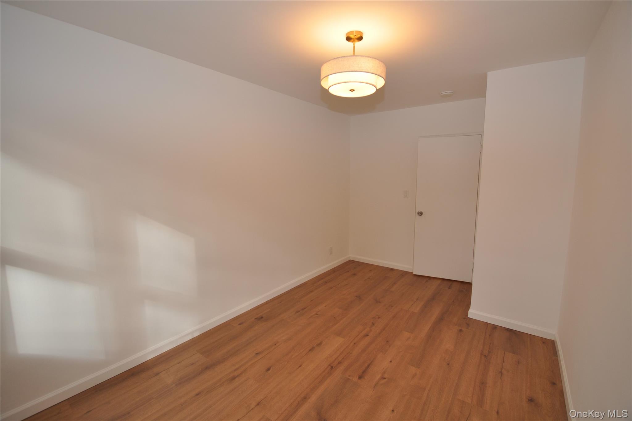 #12 photo, 329 Palmer Terrace, Mamaroneck , NY 10543