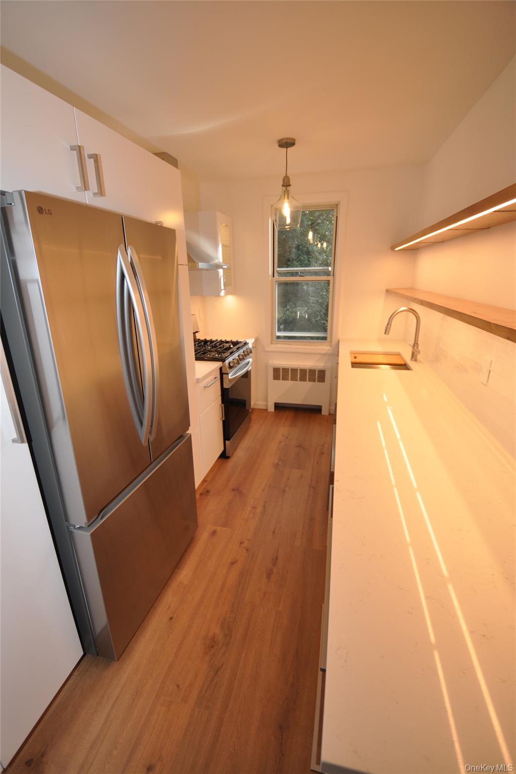 #17 photo, 329 Palmer Terrace, Mamaroneck , NY 10543