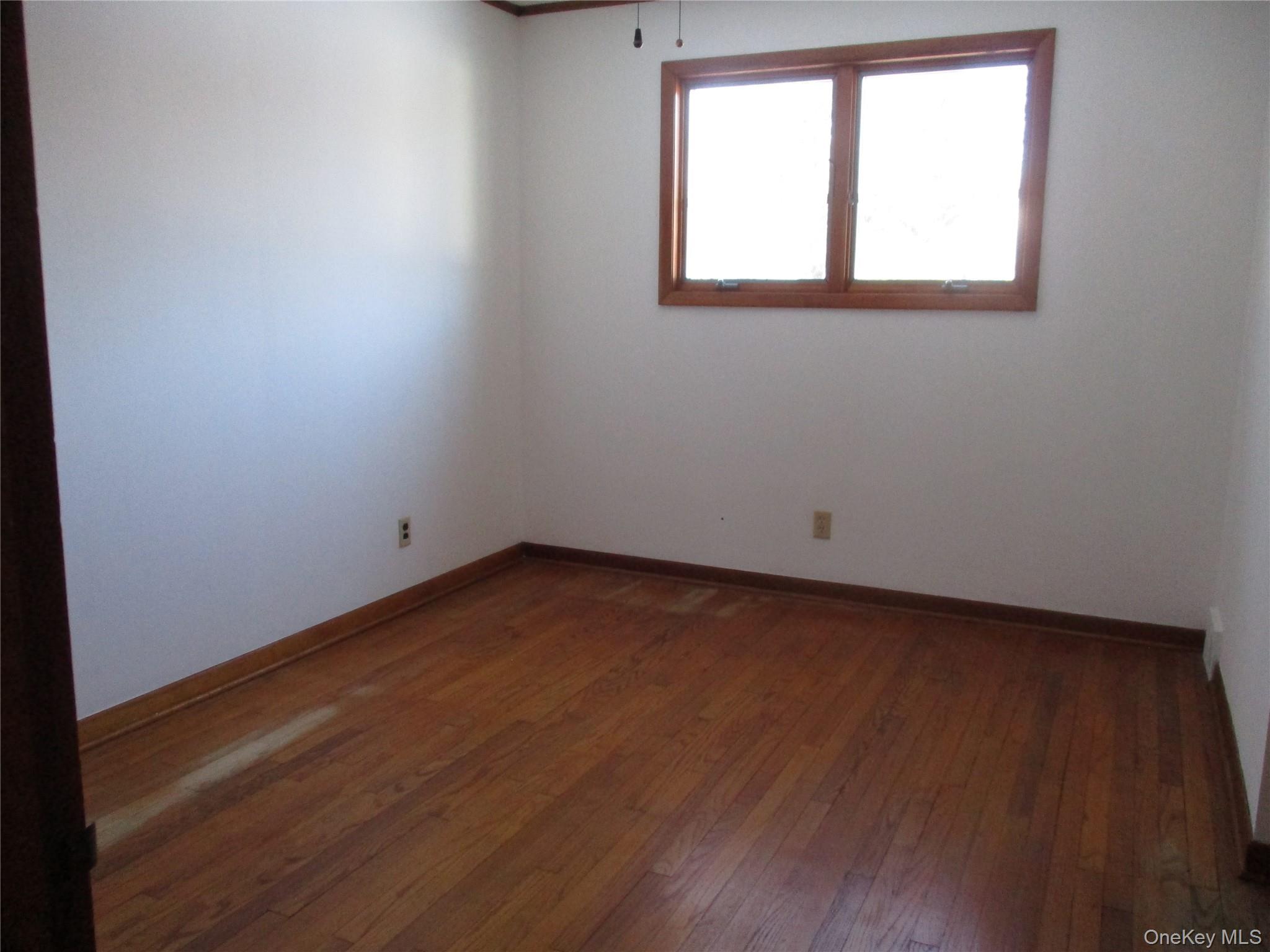 #18 photo, 35 Midland Avenue, 纽约州 Central Valley , NY 10917