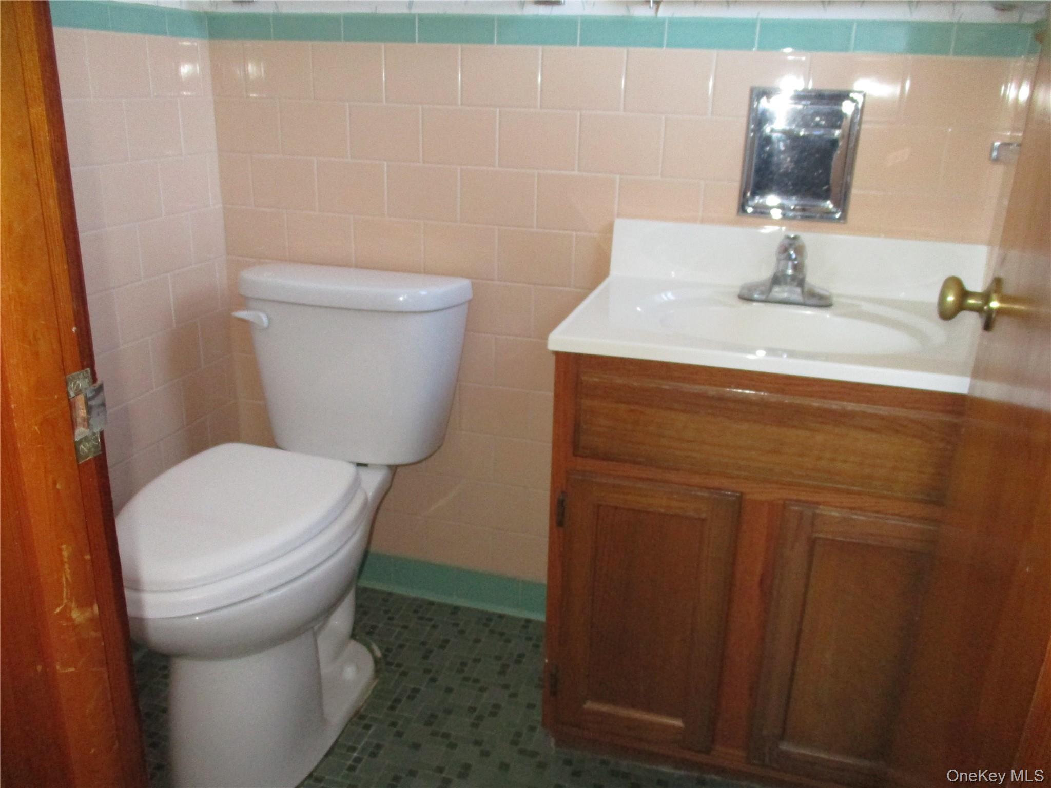 #20 photo, 35 Midland Avenue, 纽约州 Central Valley , NY 10917