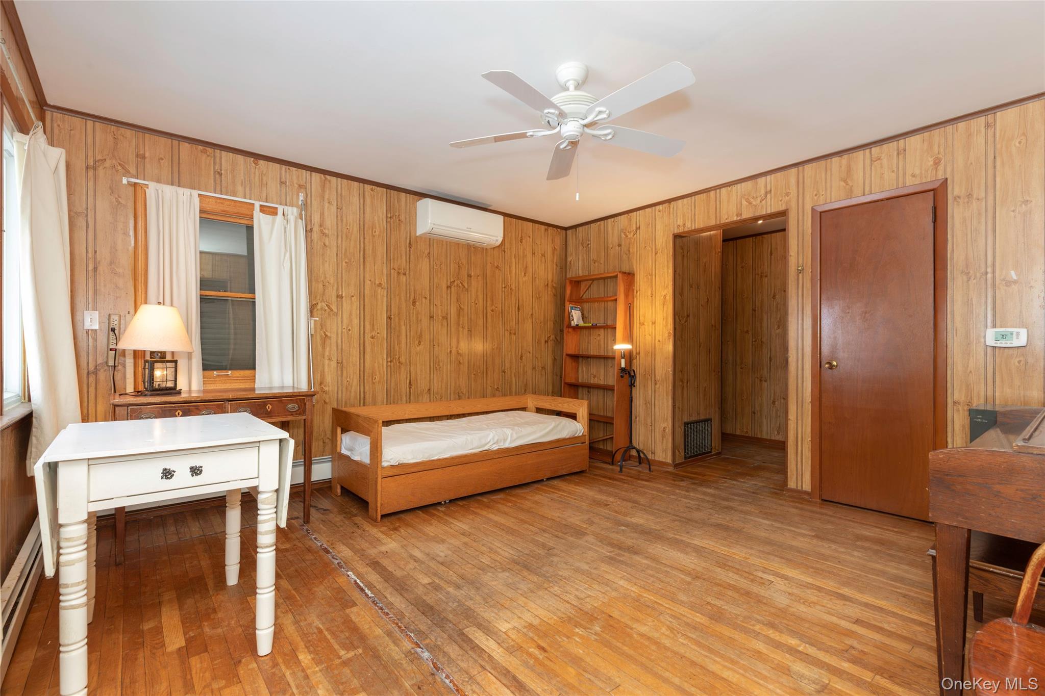 #5 photo, 178 Beach Street, ब्रोंक्स Bronx , NY 10464