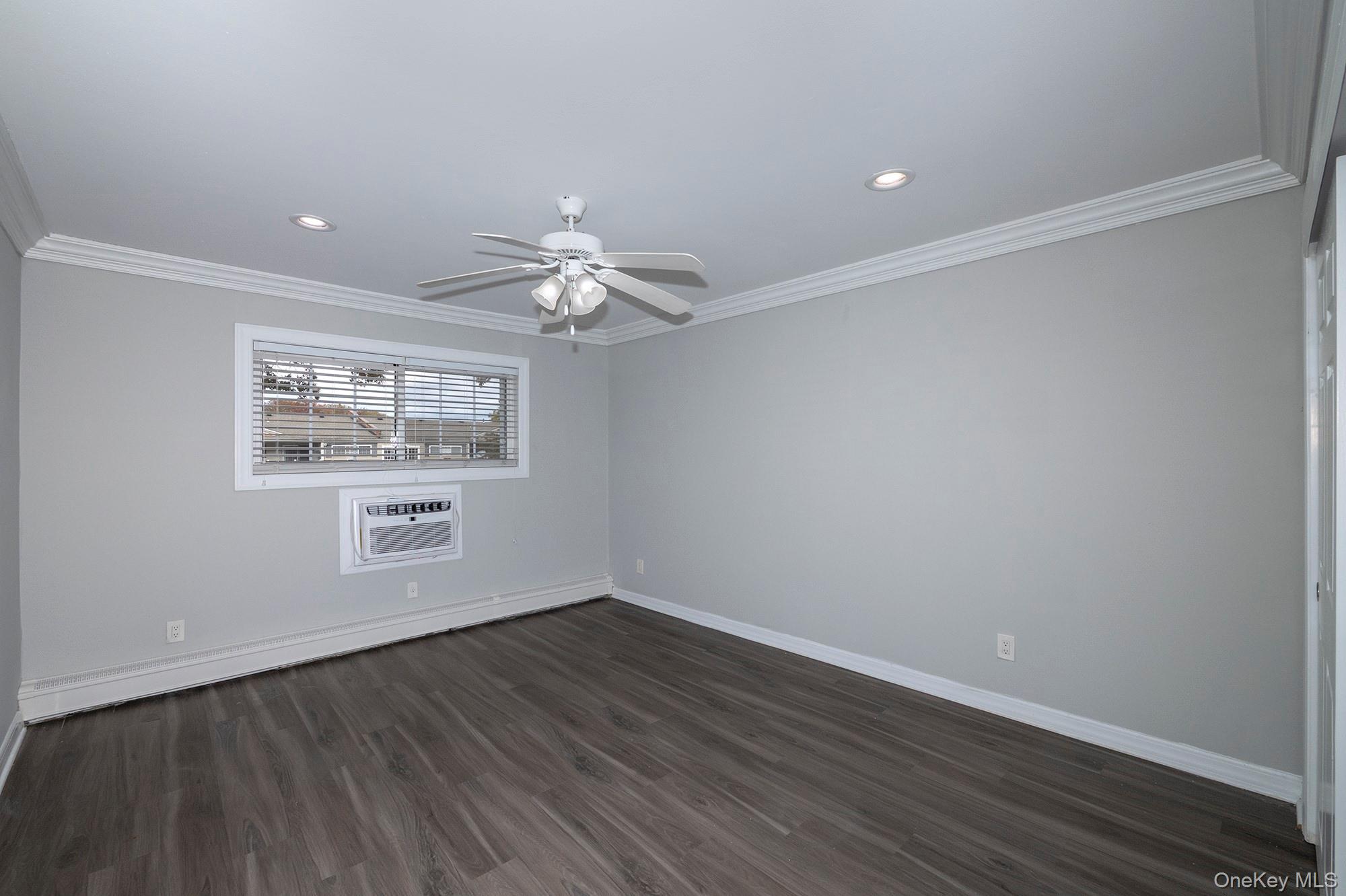 #5 photo, 76 Mount Vernon Avenue, सफ़ोक काउंटी Patchogue , NY 11772