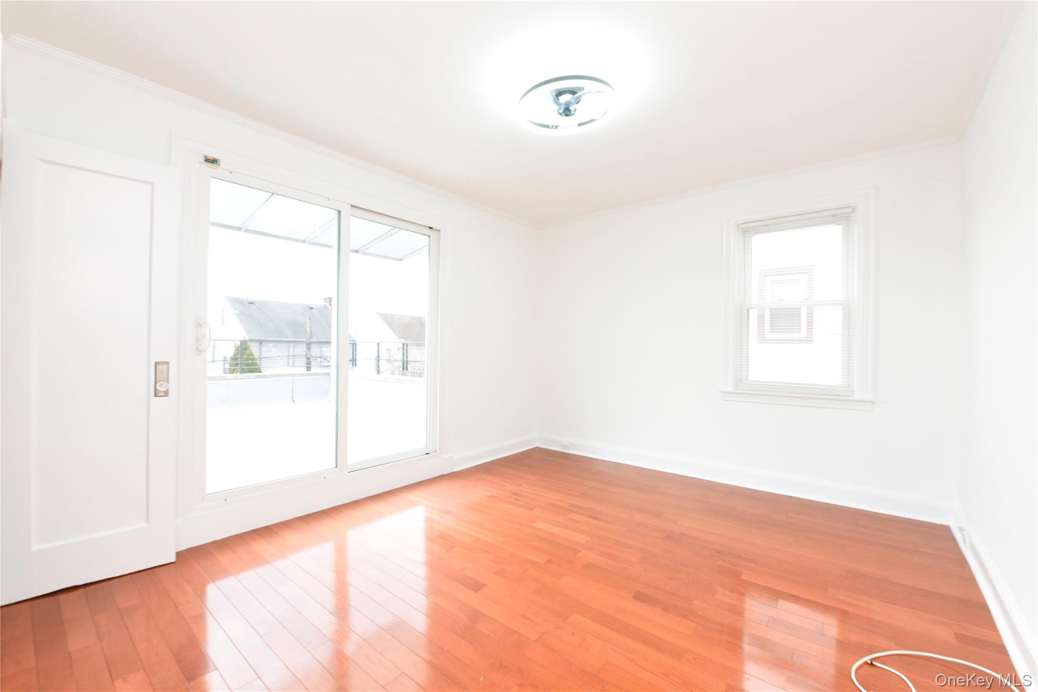 #12 photo, 166-36 23rd Avenue, 뉴욕퀸즈 Whitestone , NY 11357