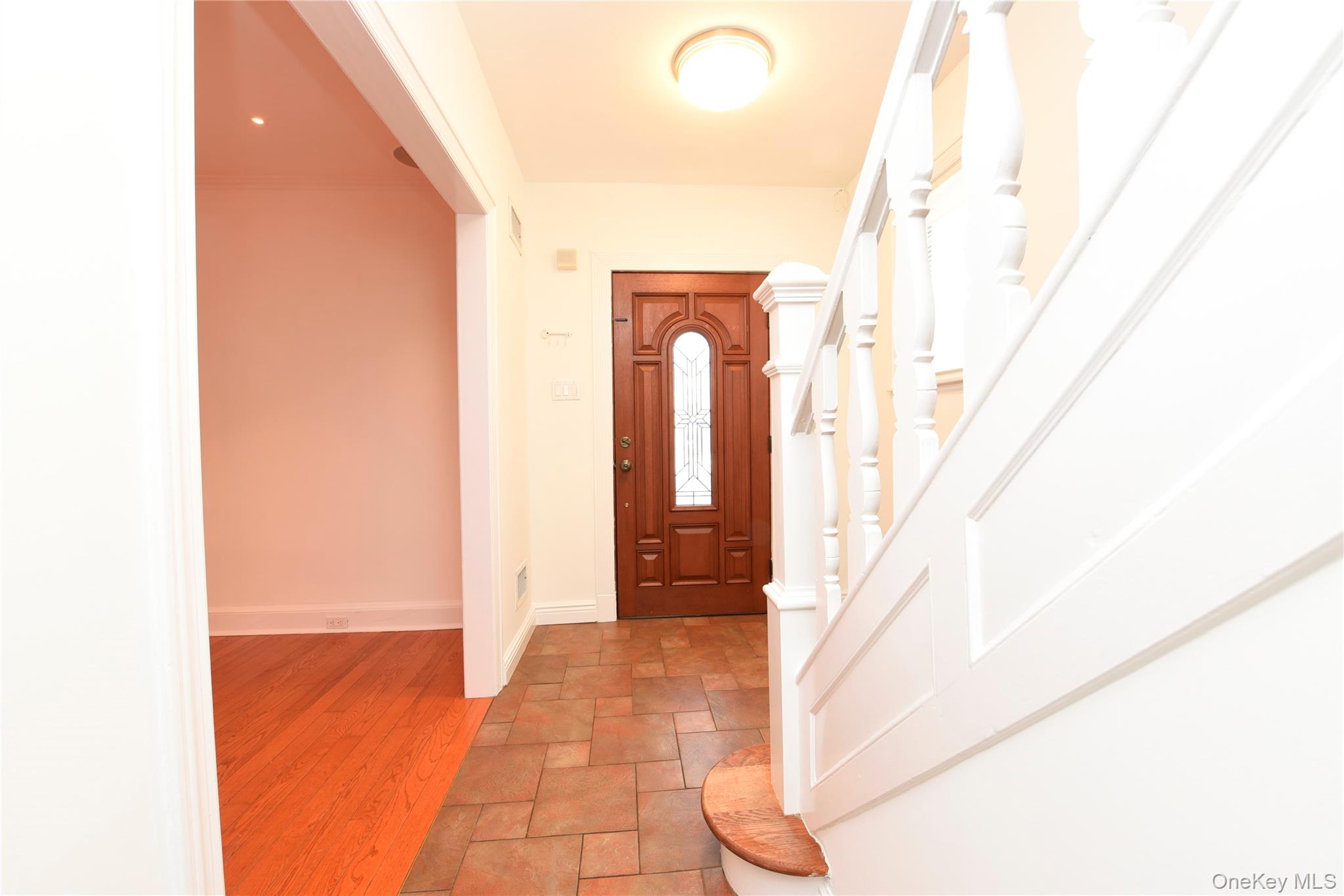 #3 photo, 166-36 23rd Avenue, 뉴욕퀸즈 Whitestone , NY 11357