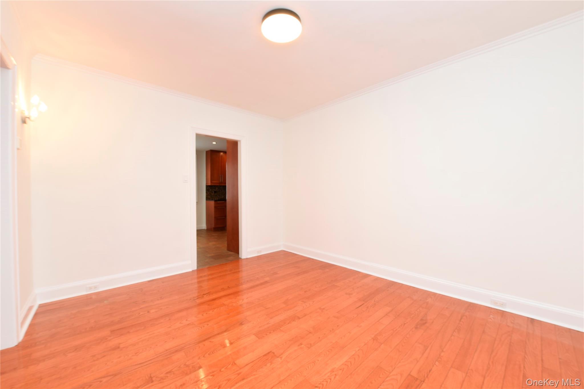 #7 photo, 166-36 23rd Avenue, 뉴욕퀸즈 Whitestone , NY 11357