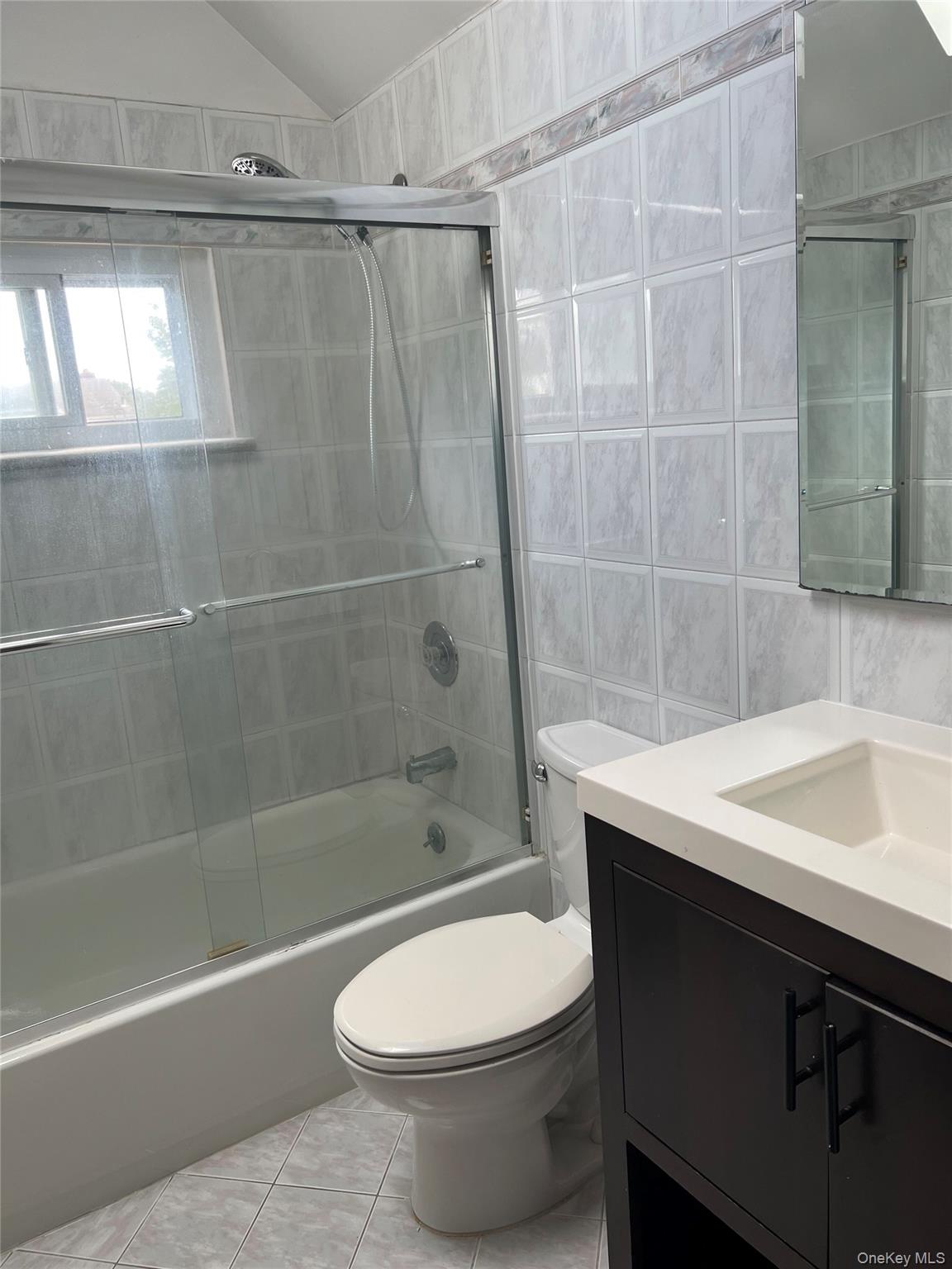 #11 photo, 456 Burkhard Avenue, Williston Park , NY 11596