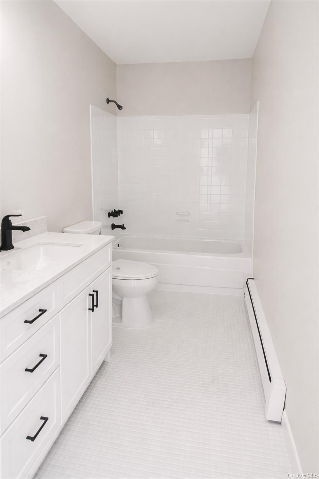 #5 photo, 107 E Woodside Avenue, सफ़ोक काउंटी Patchogue , NY 11772