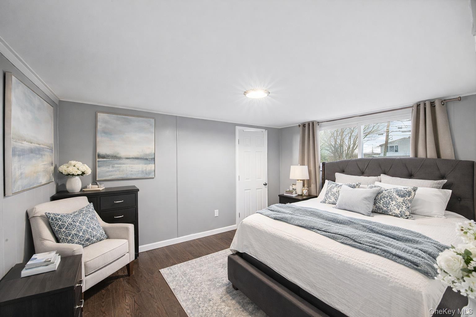 #9 photo, 136 N Delaware Avenue, Lindenhurst , NY 11757