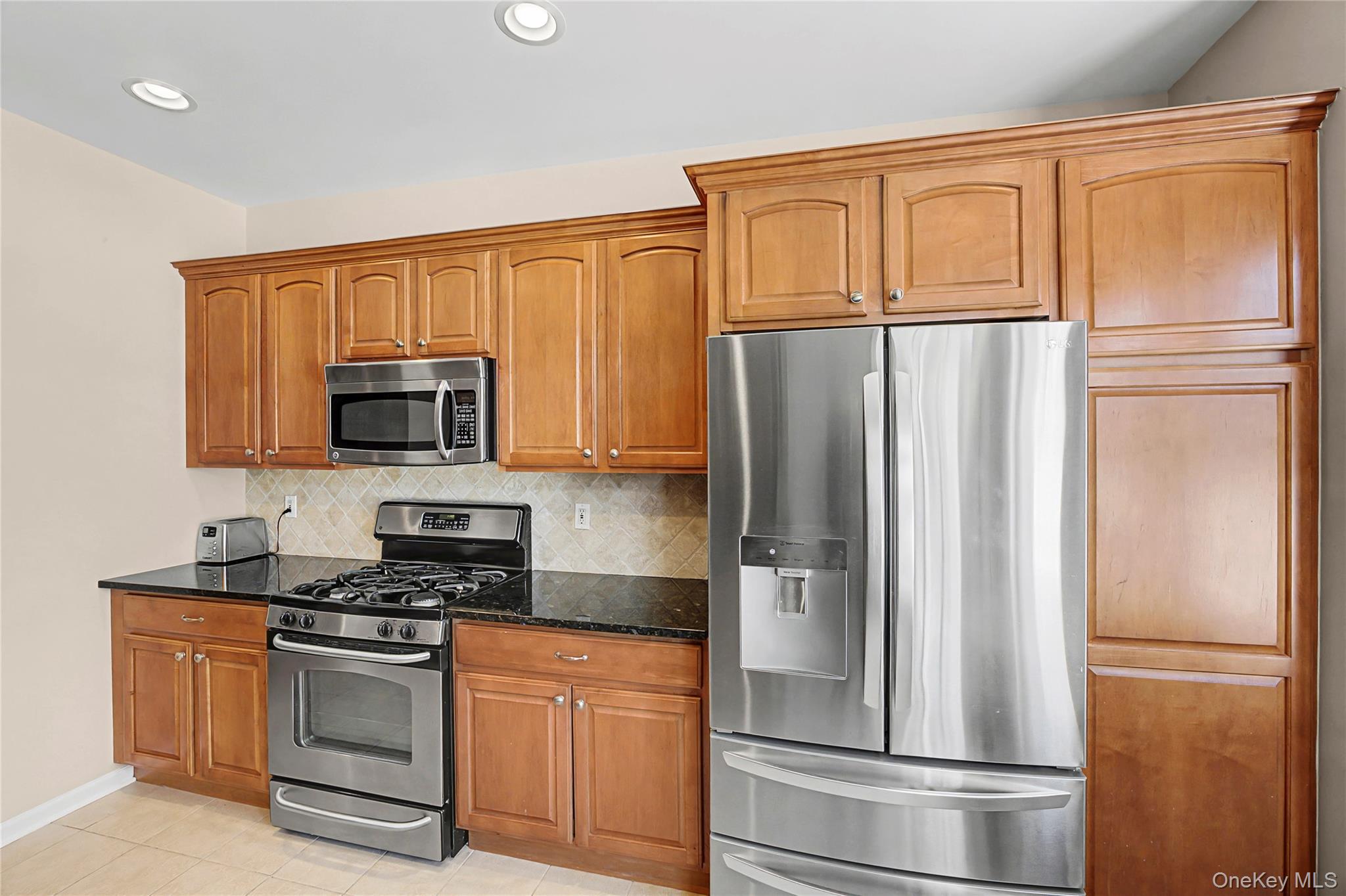 #7 photo, 17 Sonata Court, Lake Grove , NY 11755