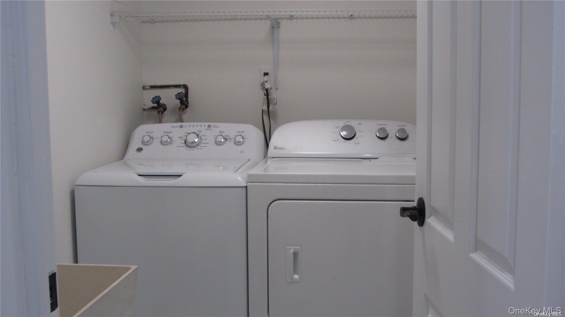 #16 photo, 367 Columbus Parkway, Mineola , NY 11501