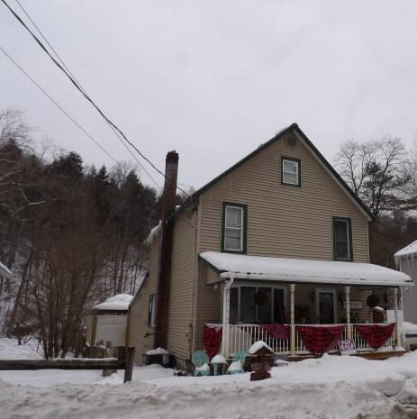 #3 photo, 76 Fort Johnson Ave, Fort Johnson , NY 12070