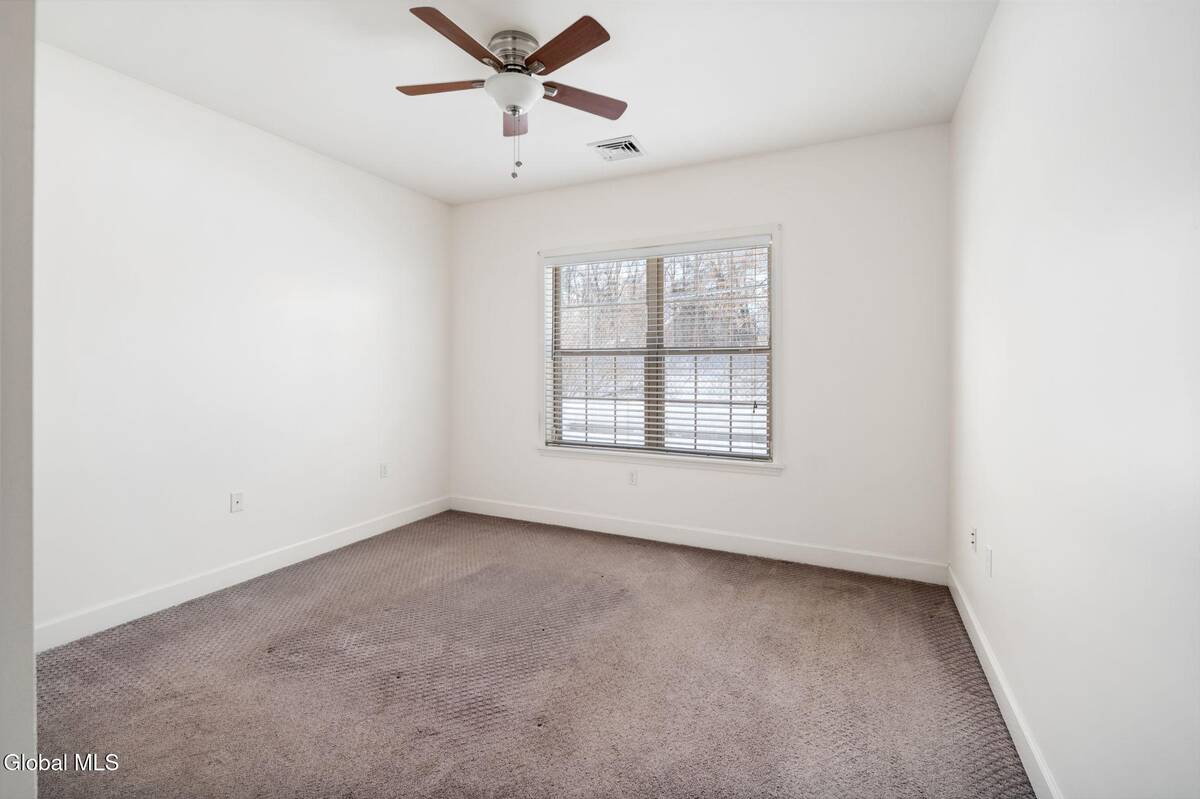 #14 photo, 73 Saratoga Road, #APT 15, 紐約州 Glenville , NY 12302