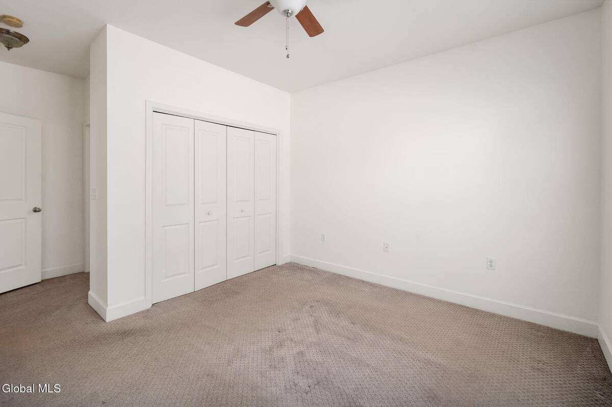 #15 photo, 73 Saratoga Road, #APT 15, 紐約州 Glenville , NY 12302