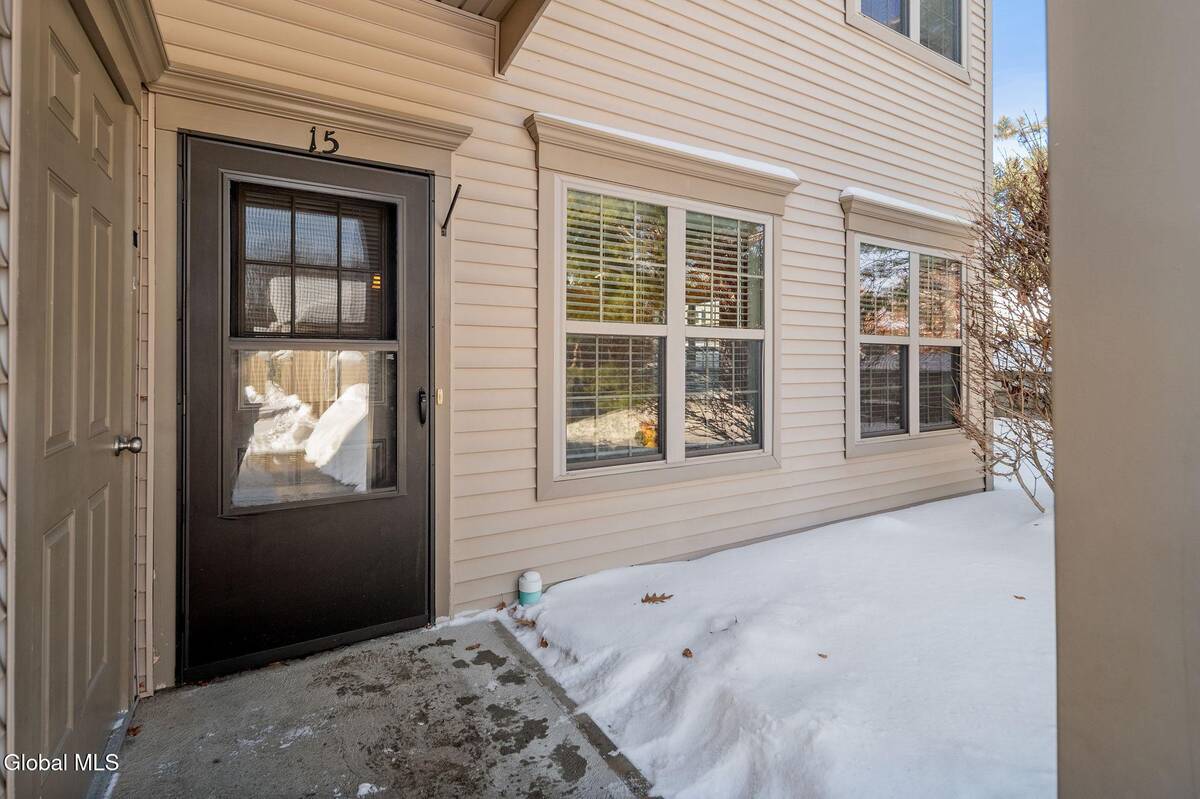 #3 photo, 73 Saratoga Road, #APT 15, 紐約州 Glenville , NY 12302