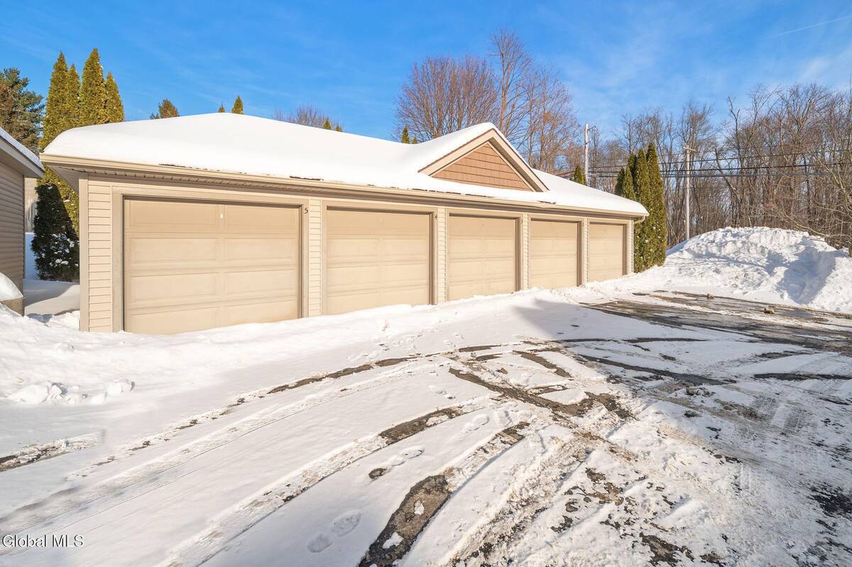 #4 photo, 73 Saratoga Road, #APT 15, 紐約州 Glenville , NY 12302