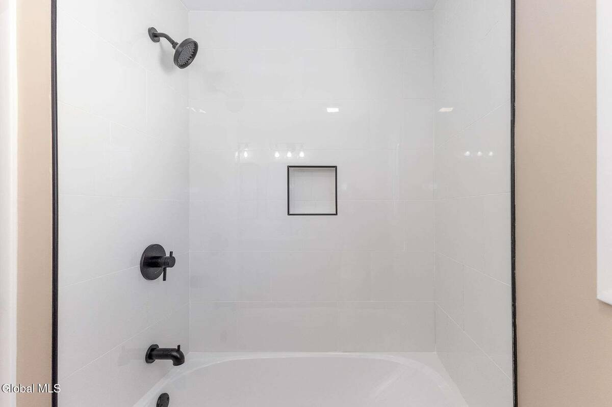 #21 photo, 38 Greenridge Drive, Clifton Park , NY 12065