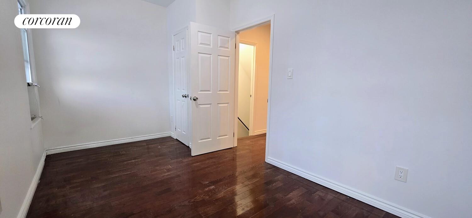 #5 photo, 104-45 88TH Avenue, Richmond Hill , NY 11418