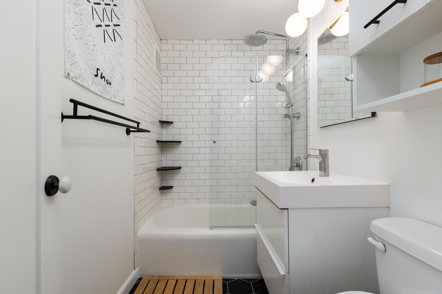 #16 photo, 488 OCEAN Parkway, Kensington , NY 11218