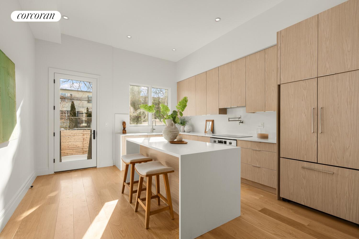 #4 photo, 1148 DECATUR Street, Bushwick , NY 11207