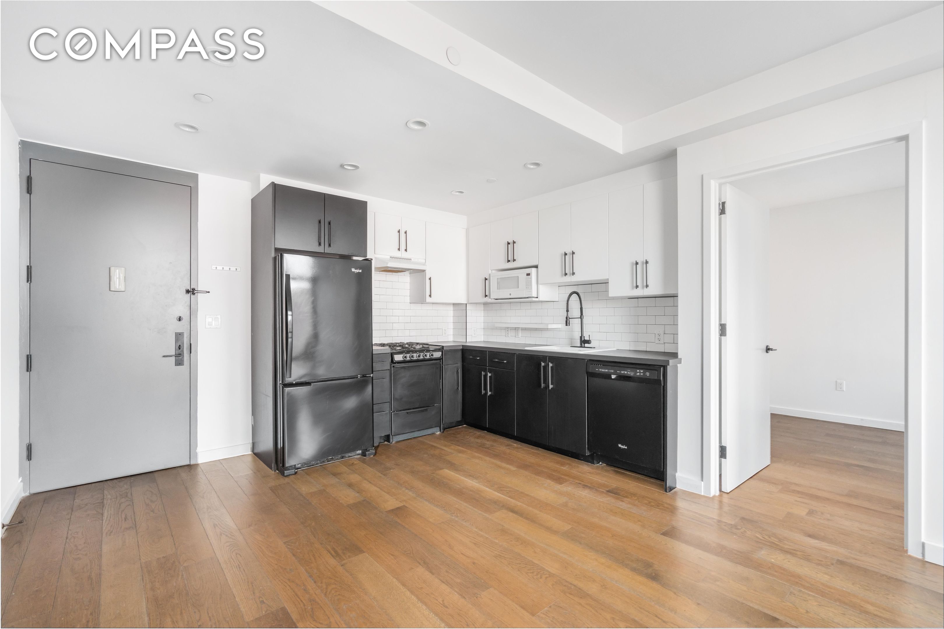 #5 photo, Ridgewood, Ridgewood , NY 11385