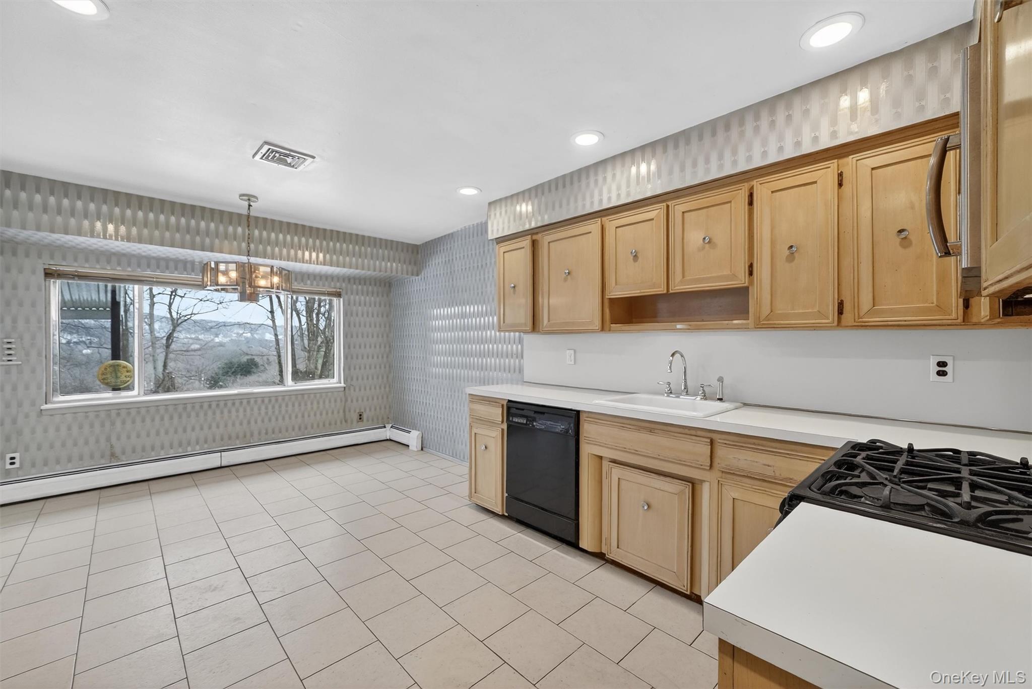 #19 photo, 220 Ridge Road, New City , NY 10956