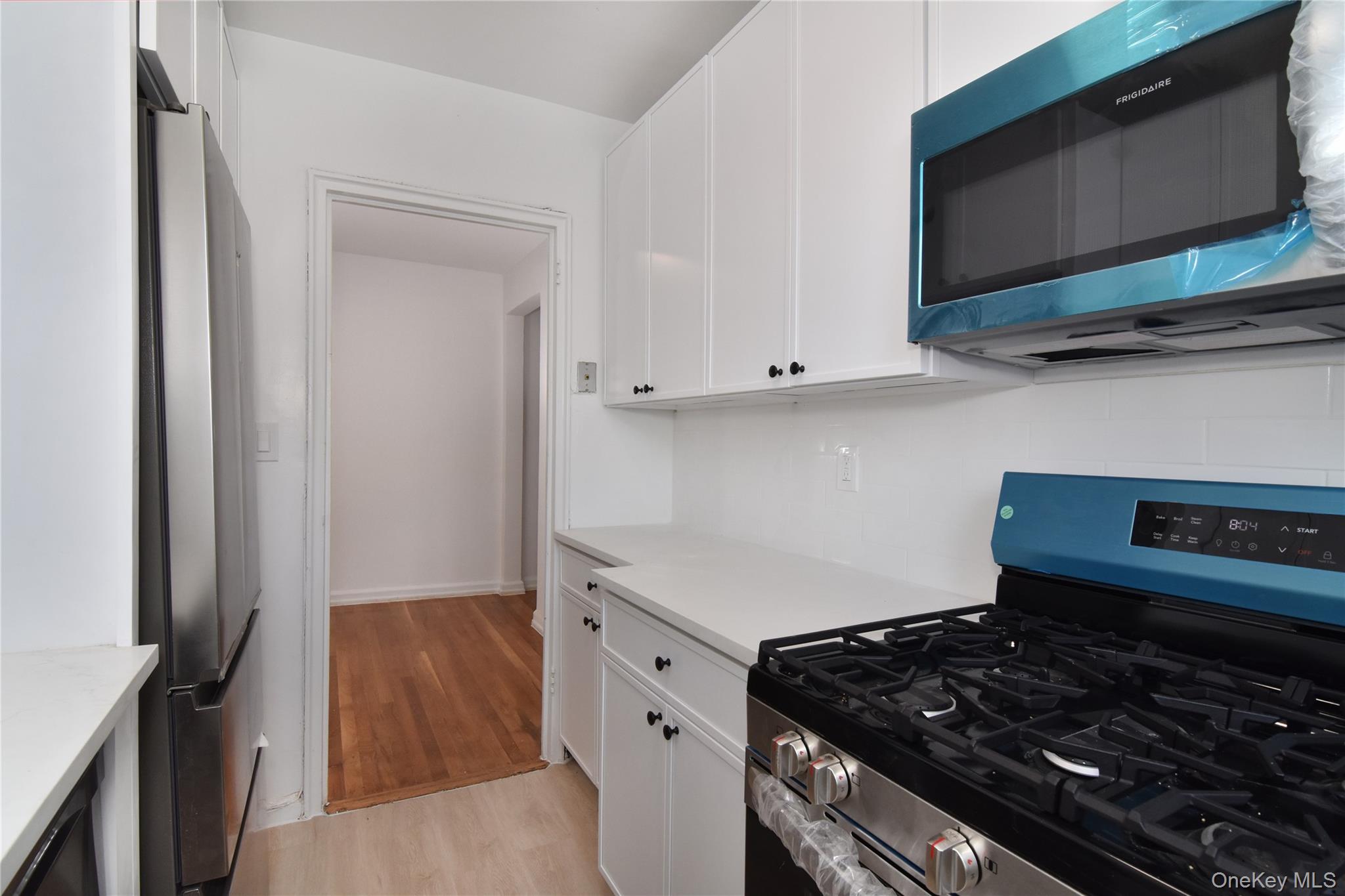 #8 photo, 1549 Central Park Avenue, Yonkers , NY 10710