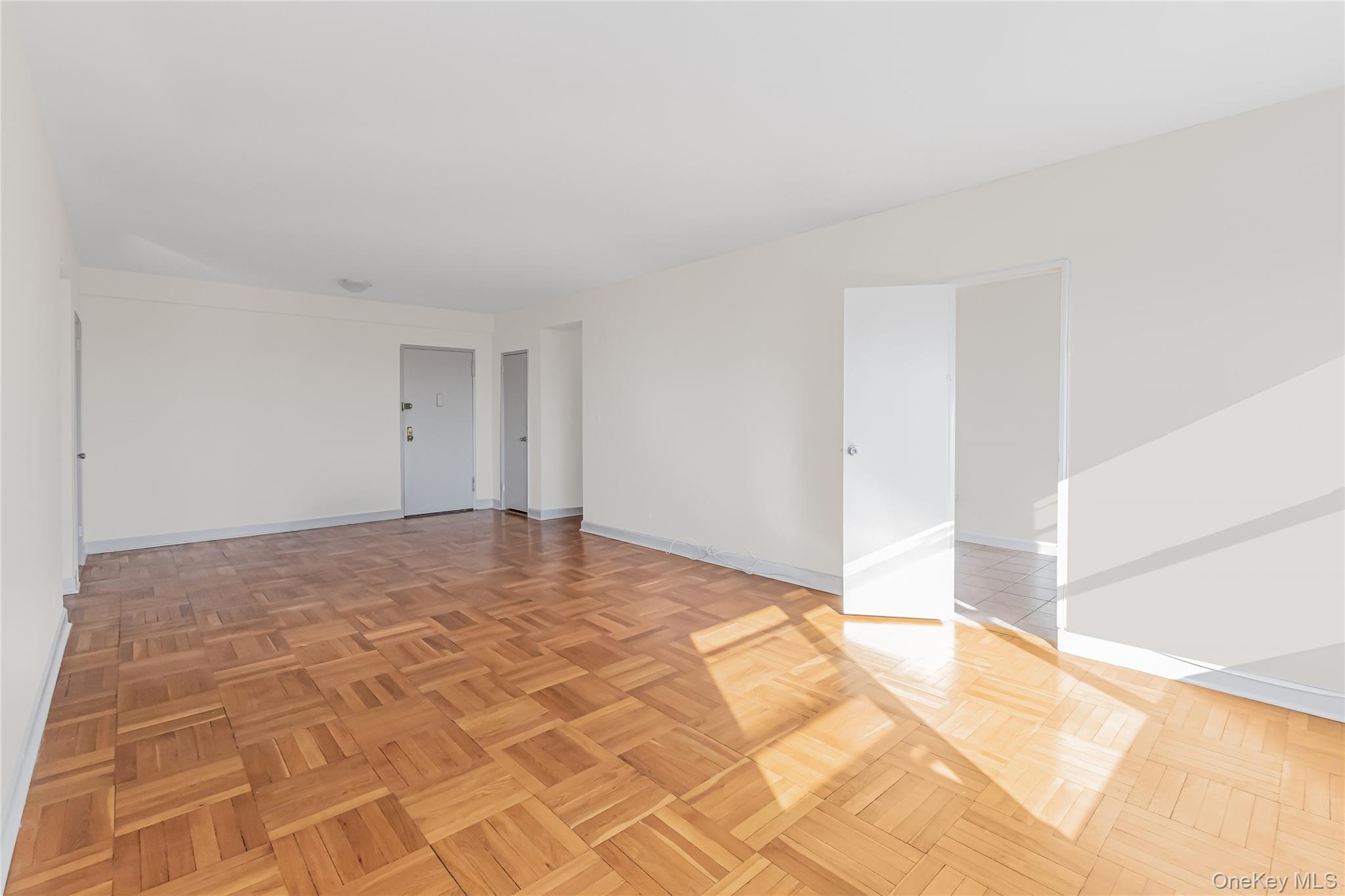 #6 photo, 3515 Henry Hudson Parkway, ब्रोंक्स Bronx , NY 10463