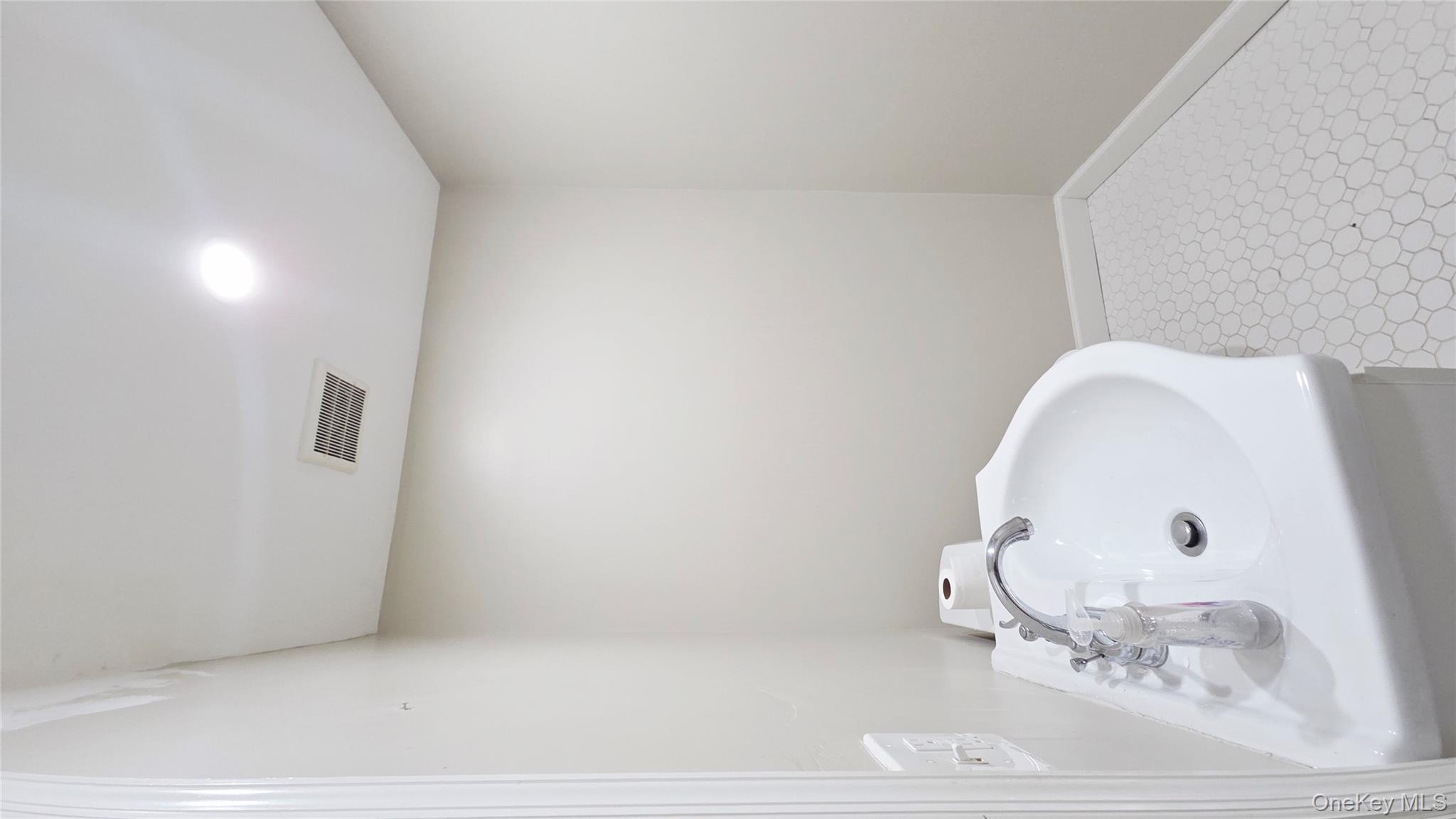 #10 photo, 62 Waller Avenue, White Plains , NY 10605