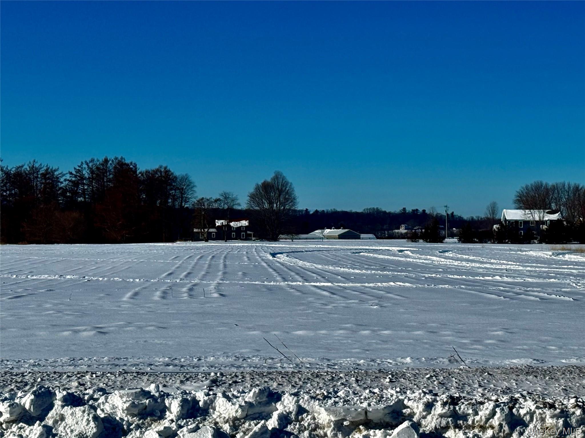 #7 photo, US 9, Hudson , NY 12534